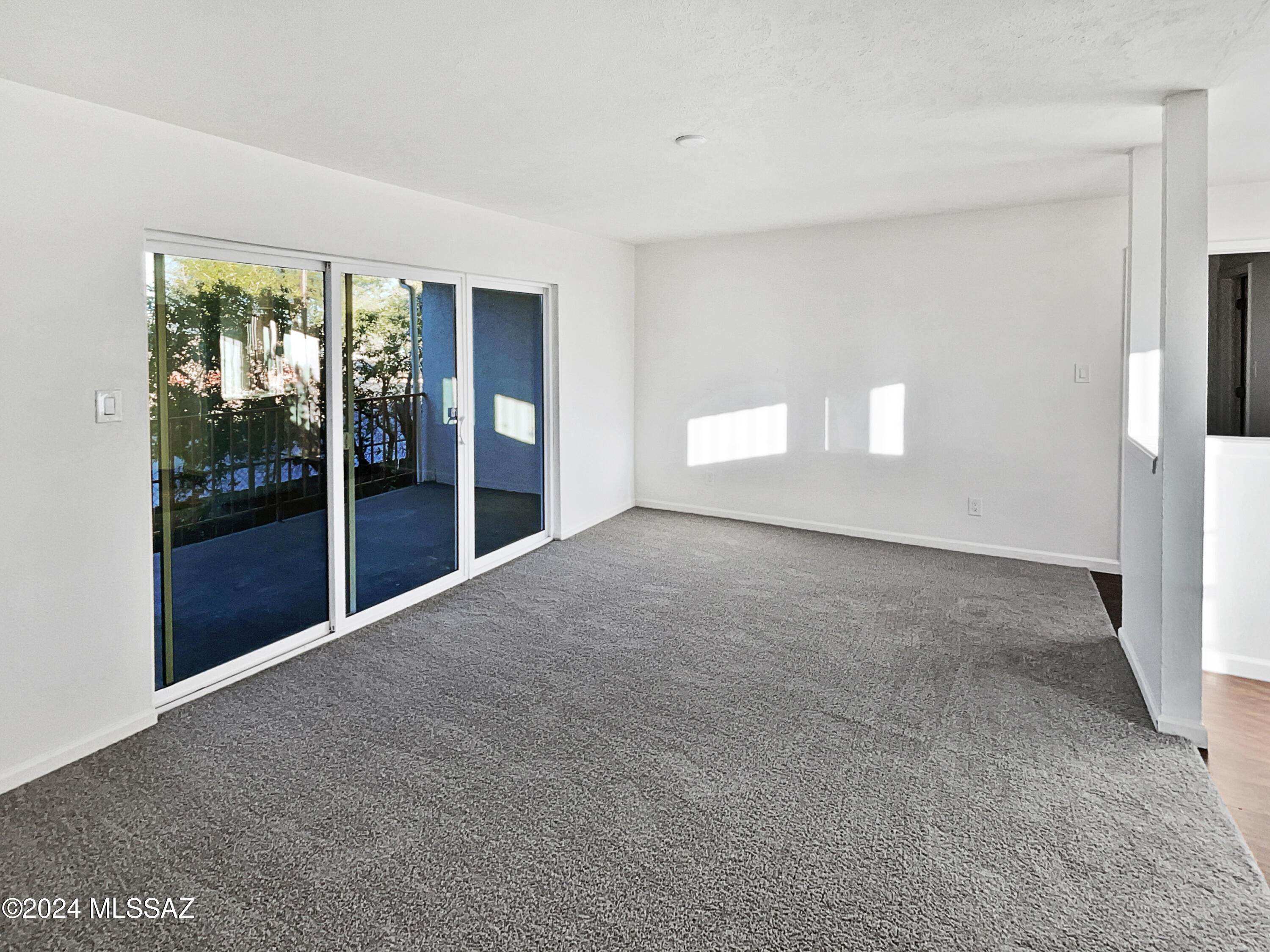 1600 N Wilmot Road 291