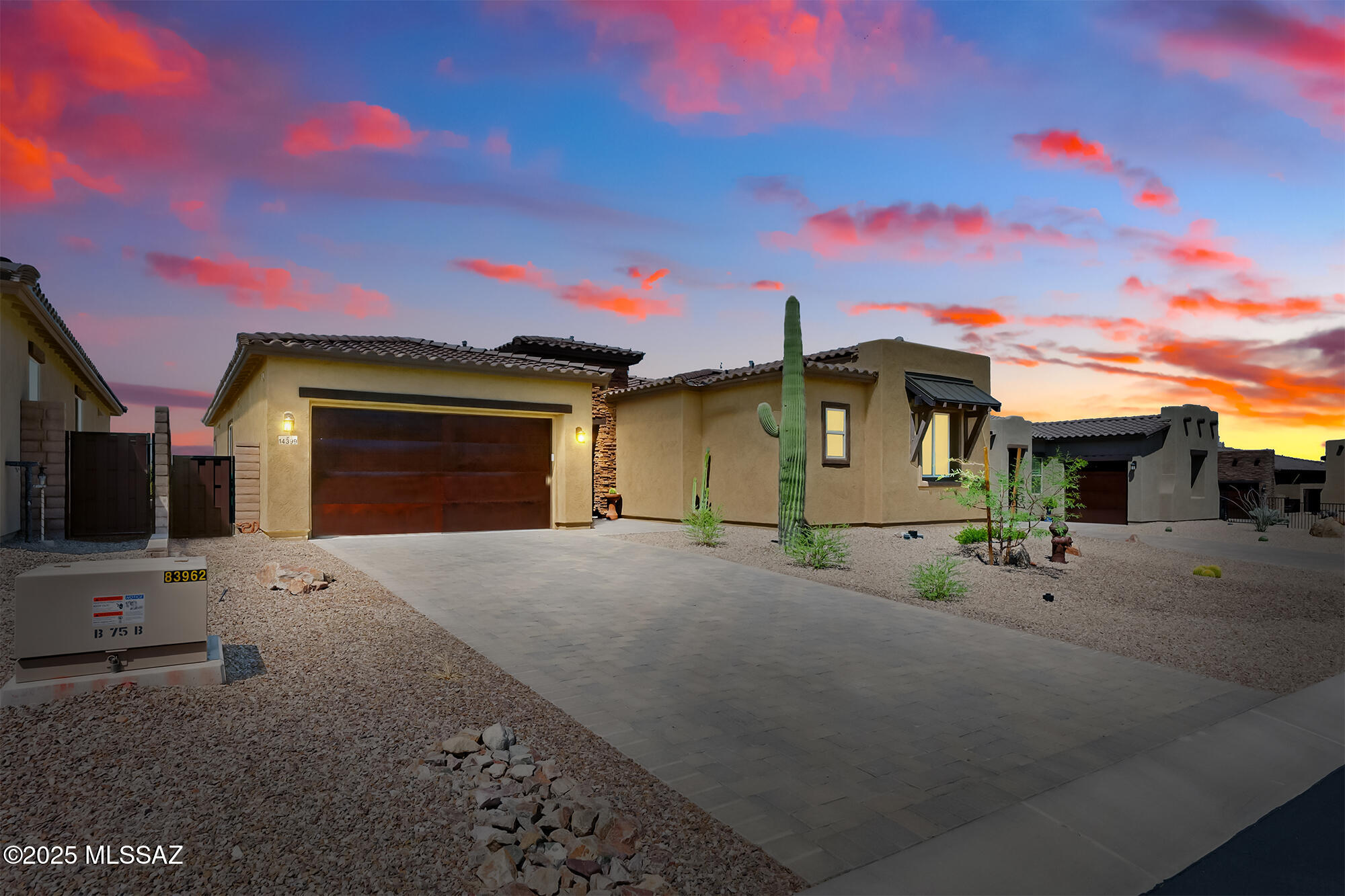 Boulder Bridge Pass At Dove Mountain SQ20132910078 - Residential