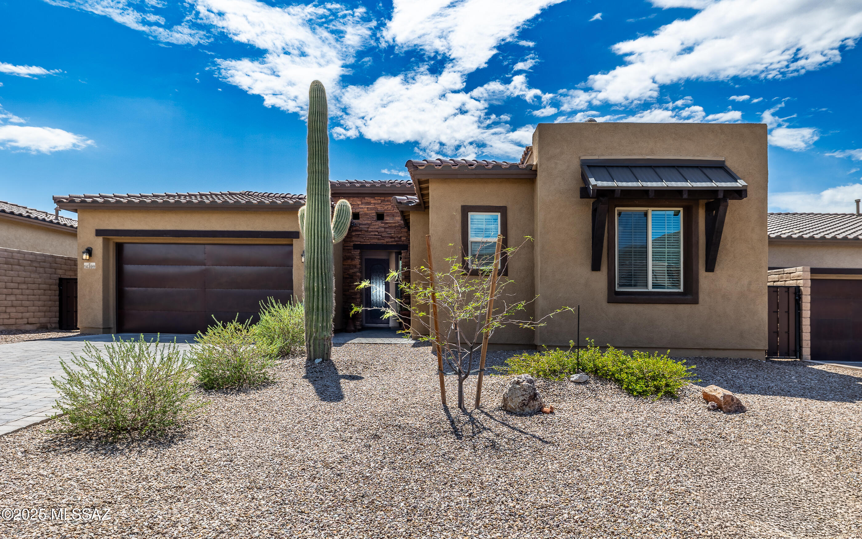 Boulder Bridge Pass At Dove Mountain SQ20132910078 - Residential