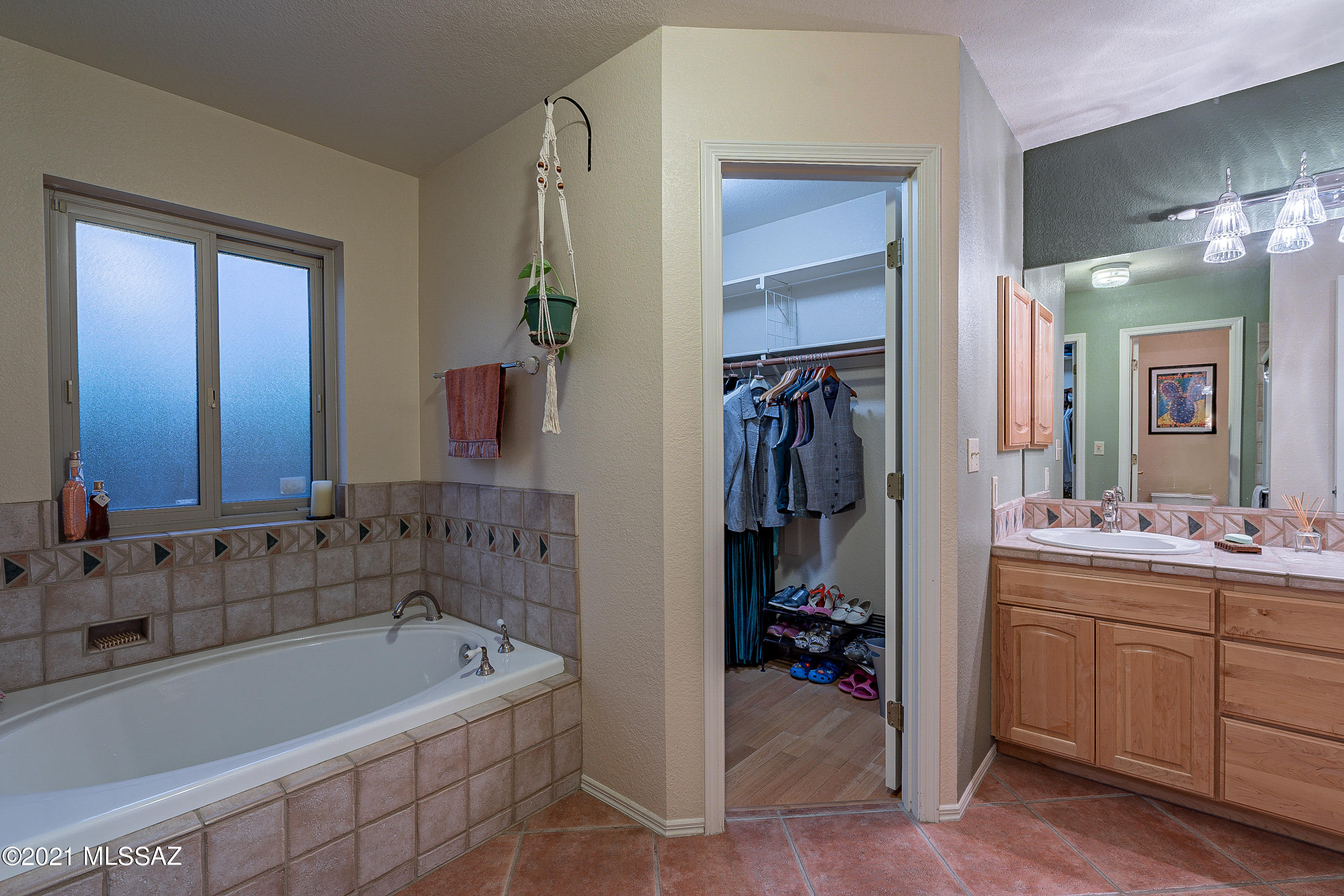 Shadow Hills (484-595) - Residential
