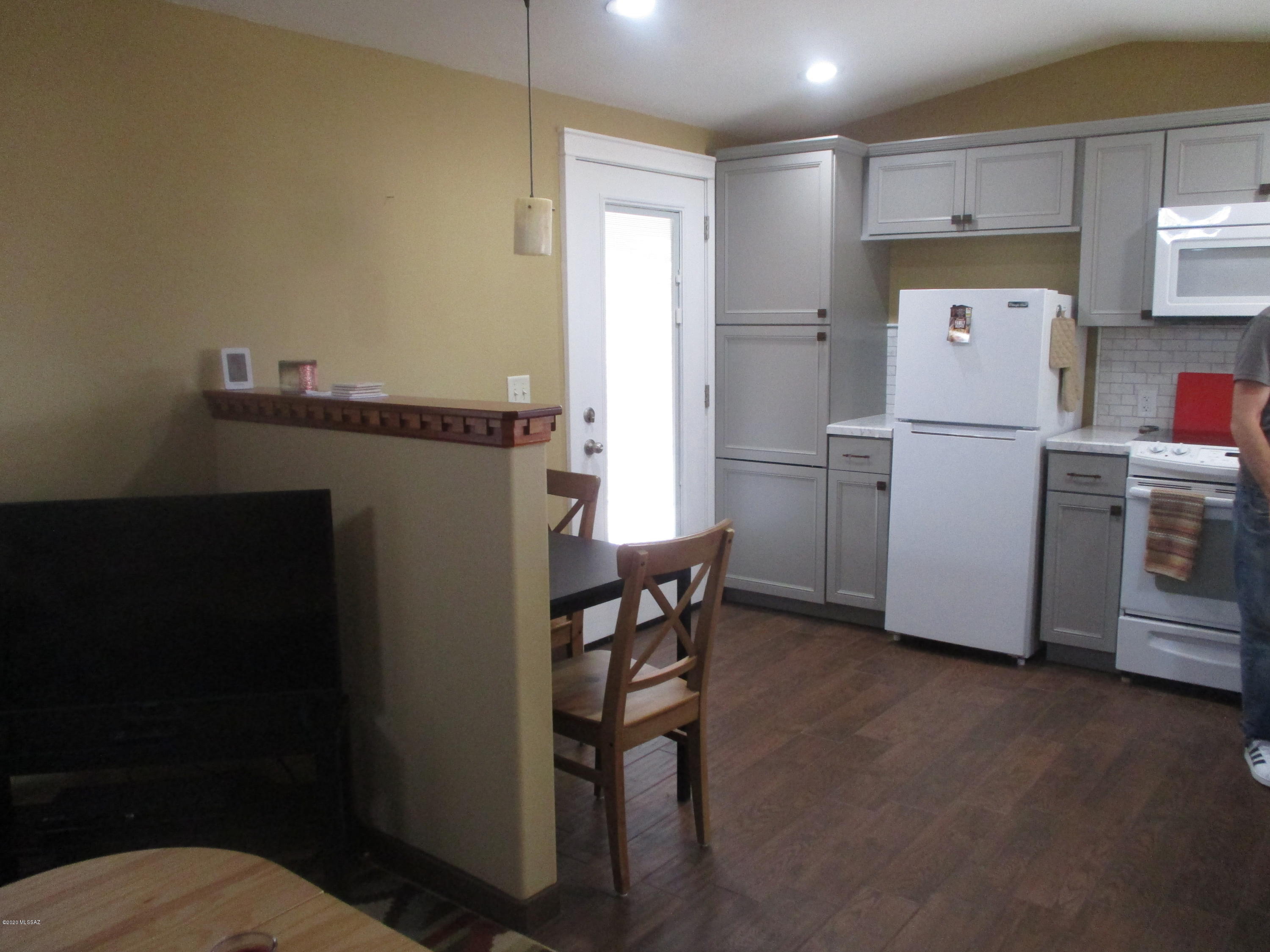 Madelyn Park Annex - Residential Lease