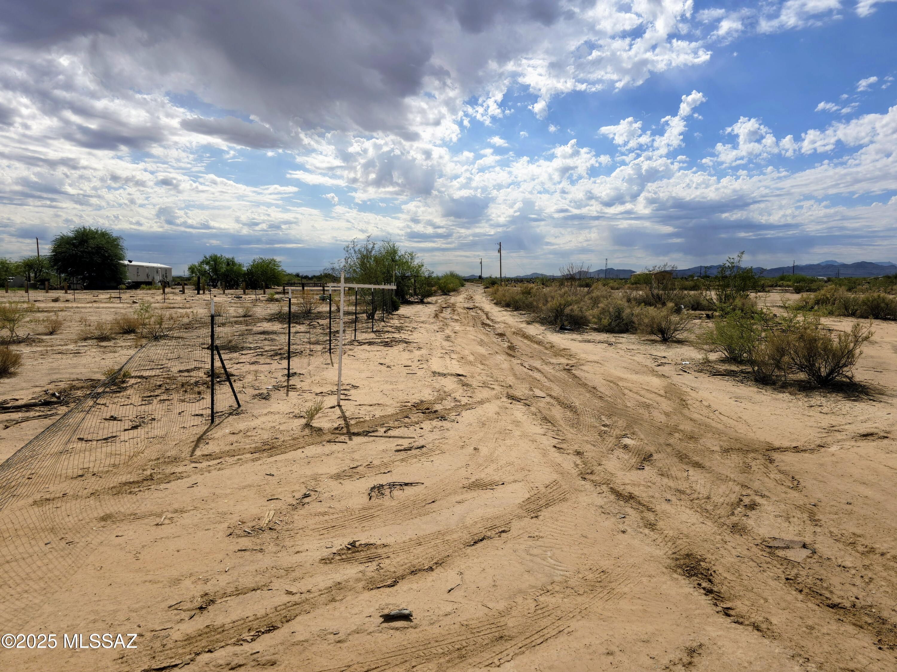 Avra Valley 9 - Land