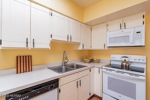 Pueblo Villas - Residential