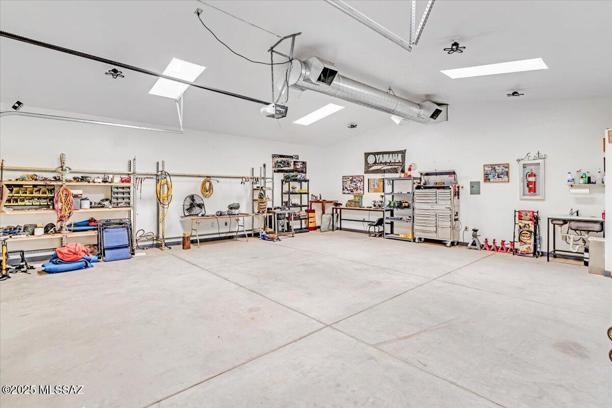 1070 Reta Drive