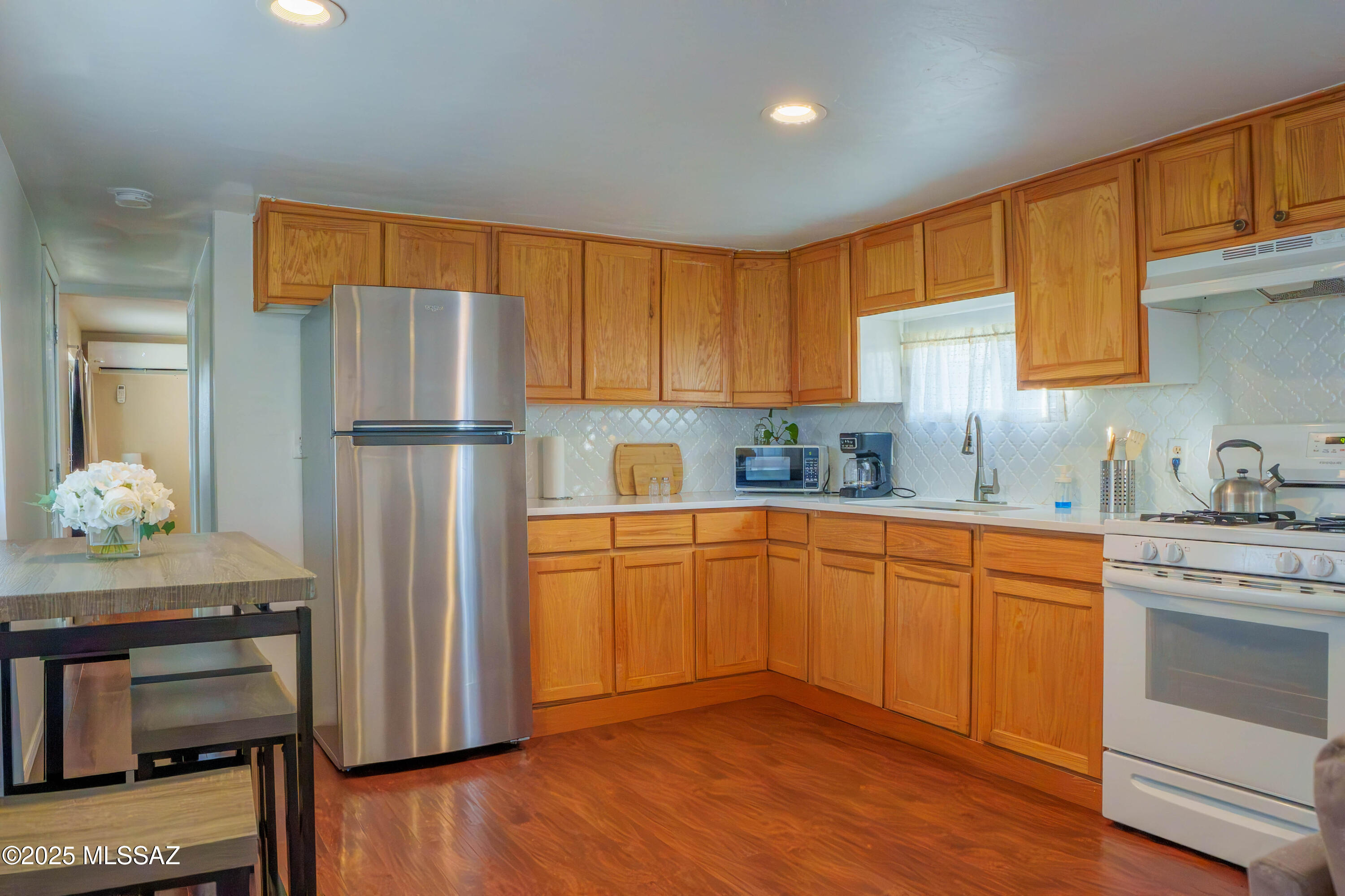 4725 N Camino Feliz