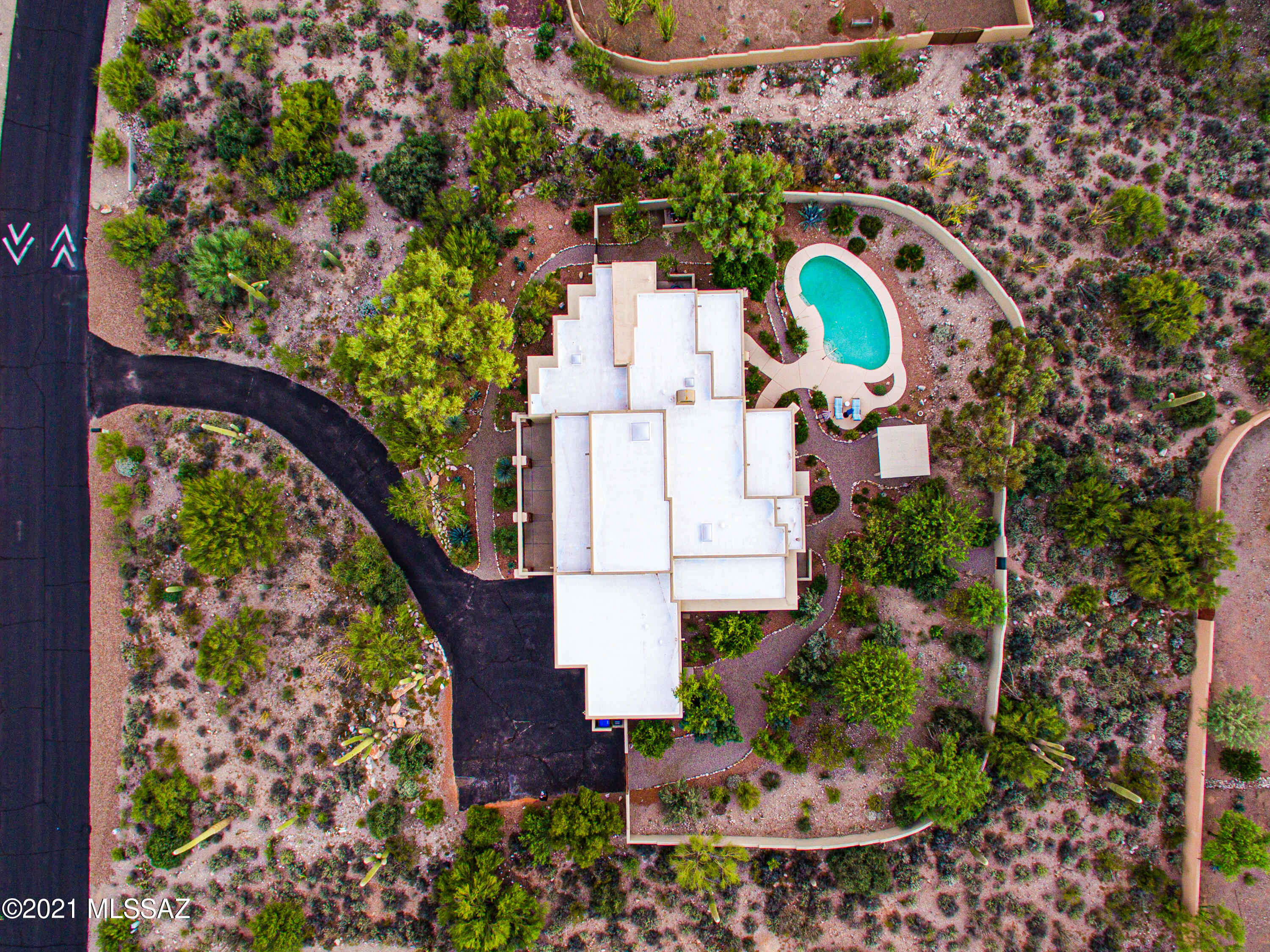 Los Arroyos Del Oeste (1-84) - Residential