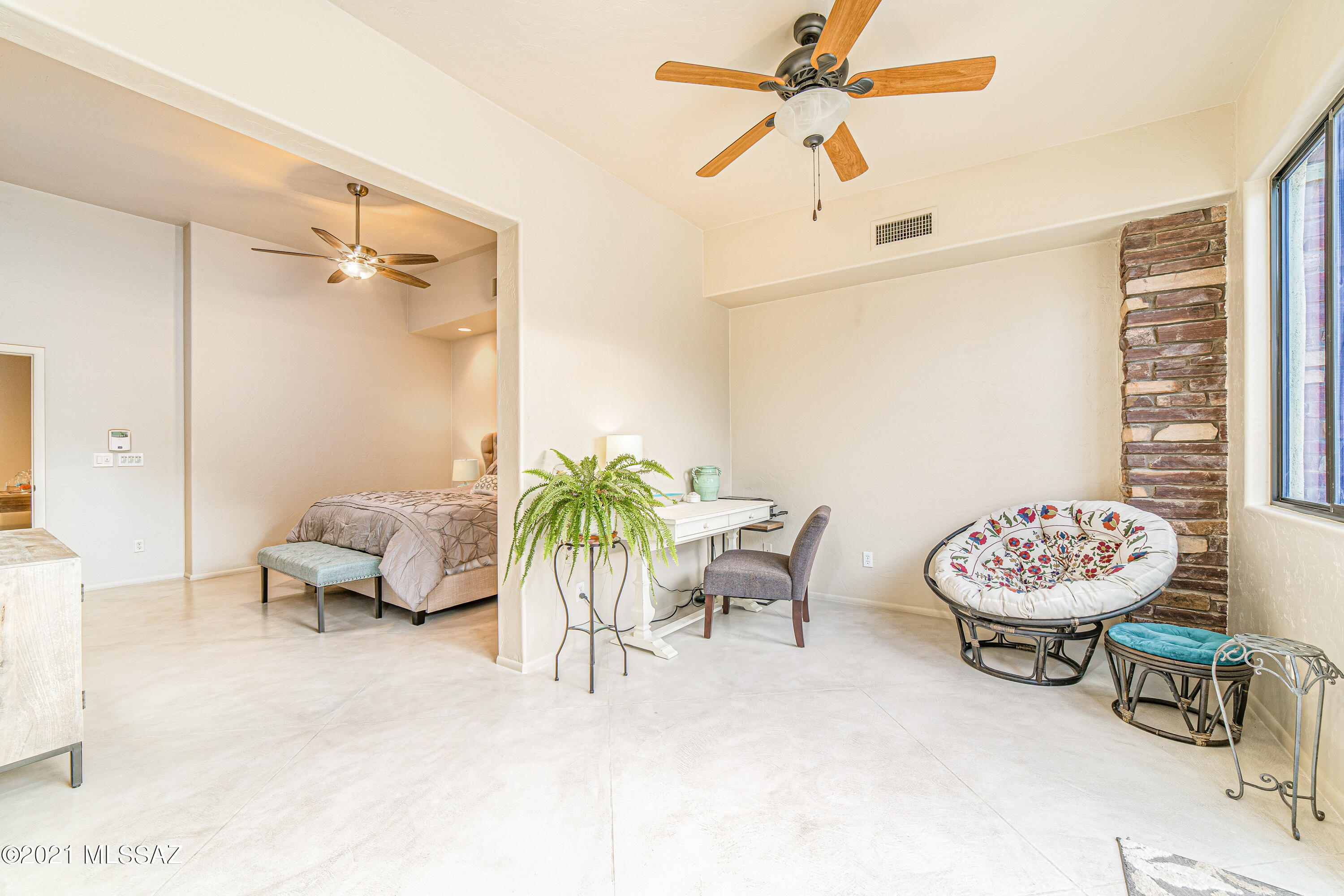 Los Arroyos Del Oeste (1-84) - Residential