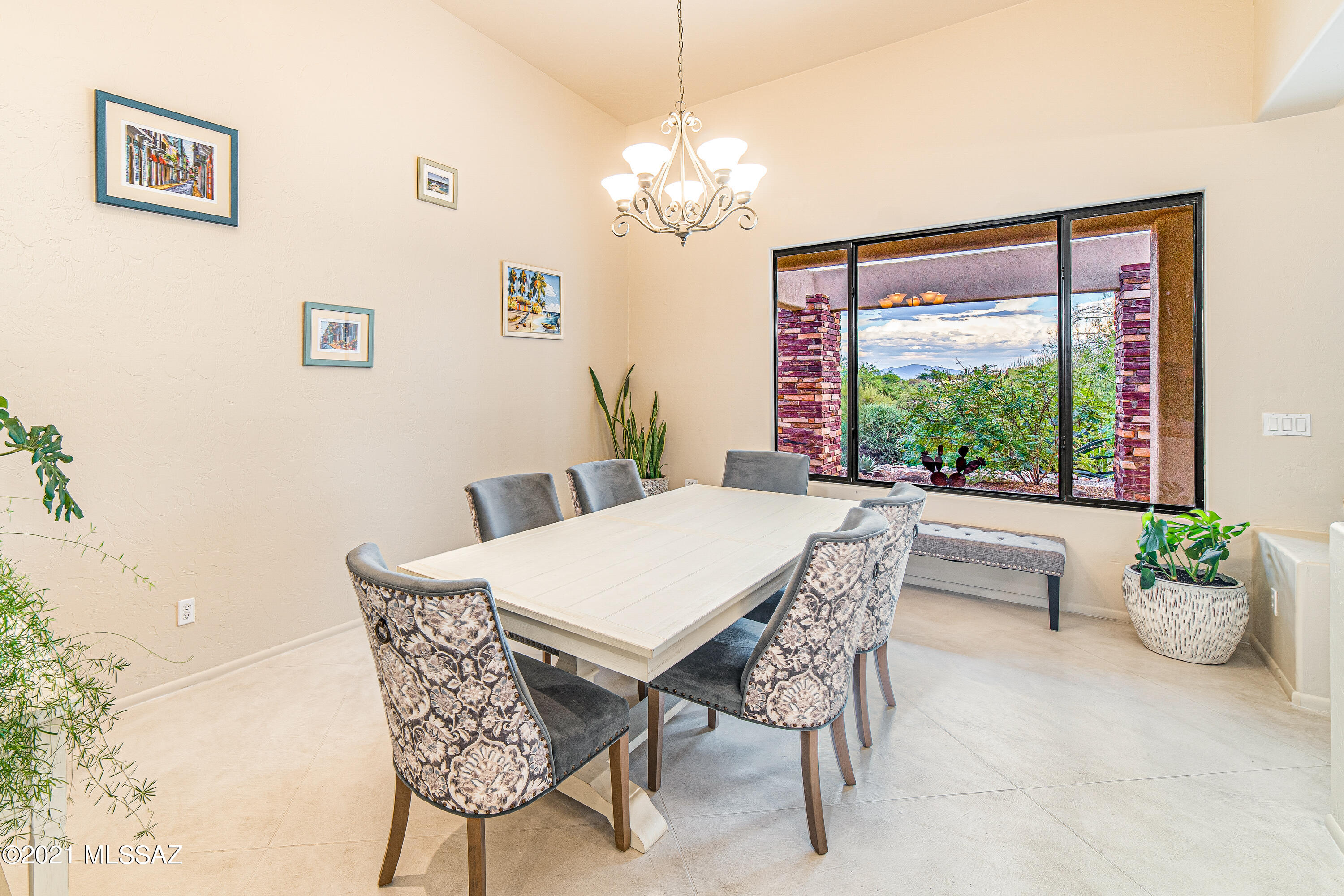 Los Arroyos Del Oeste (1-84) - Residential