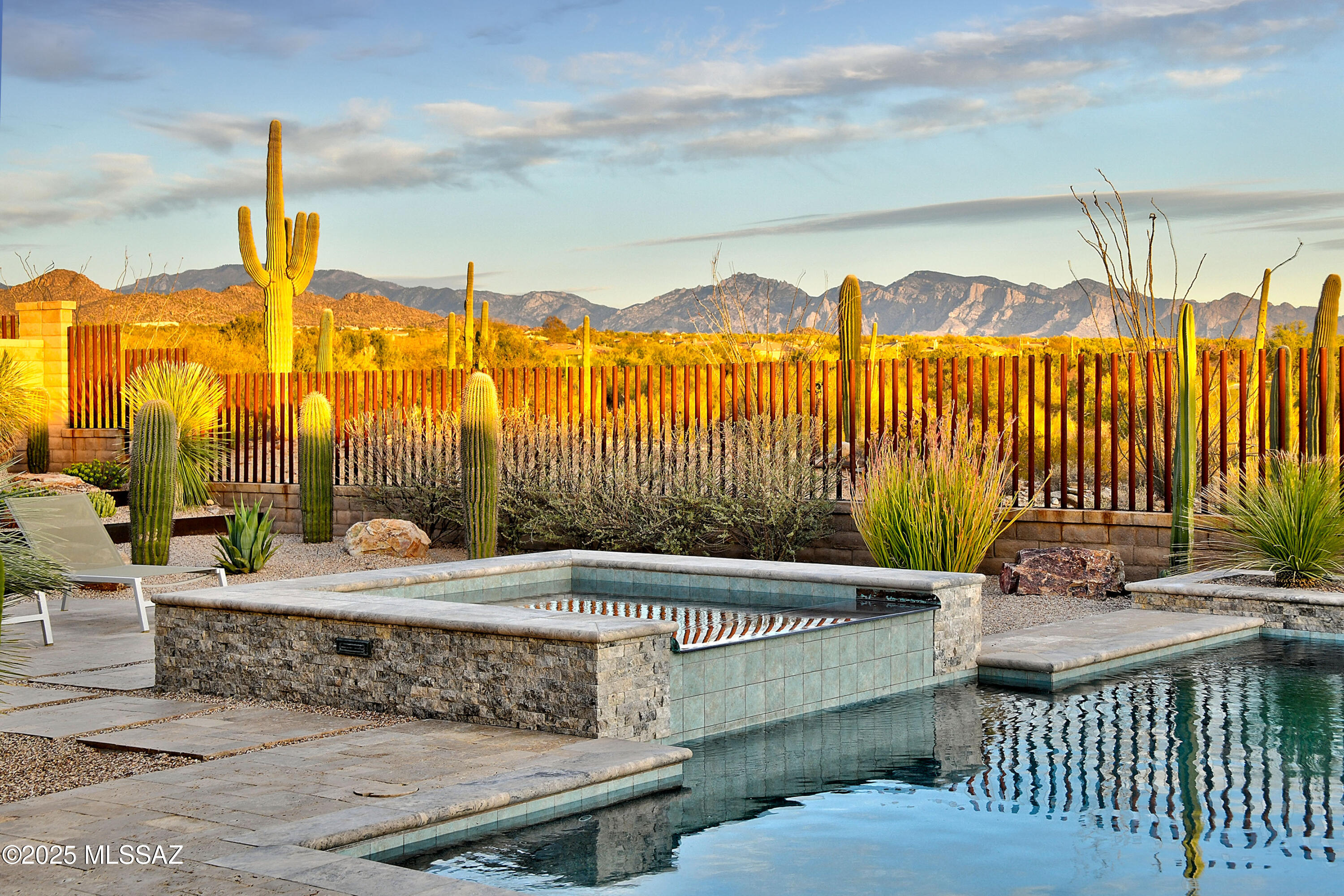 Los Saguaros At Dove Mountain SQ20121640199 - Residential