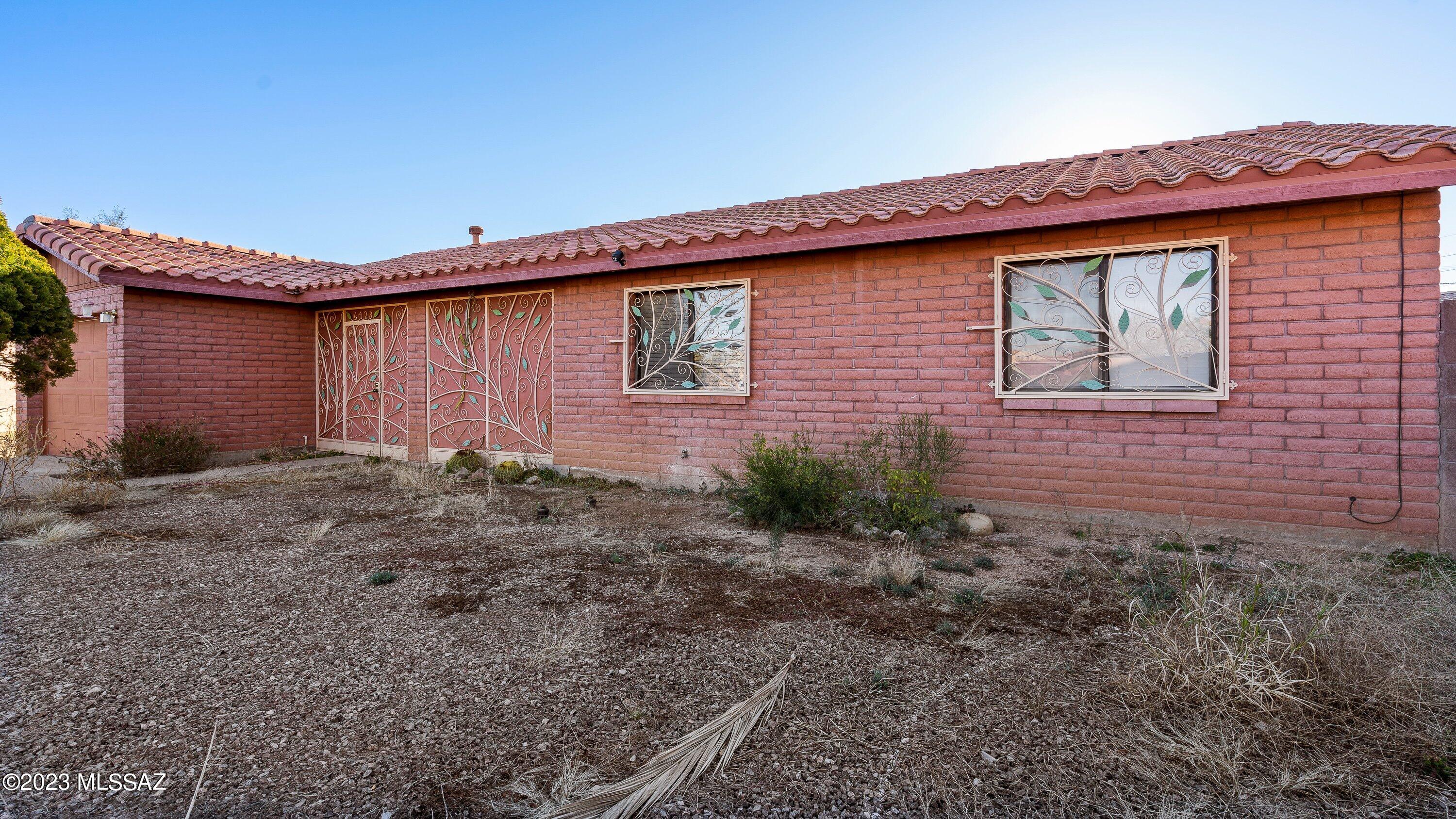 Tucson Mountain Ranch - Residential Lease