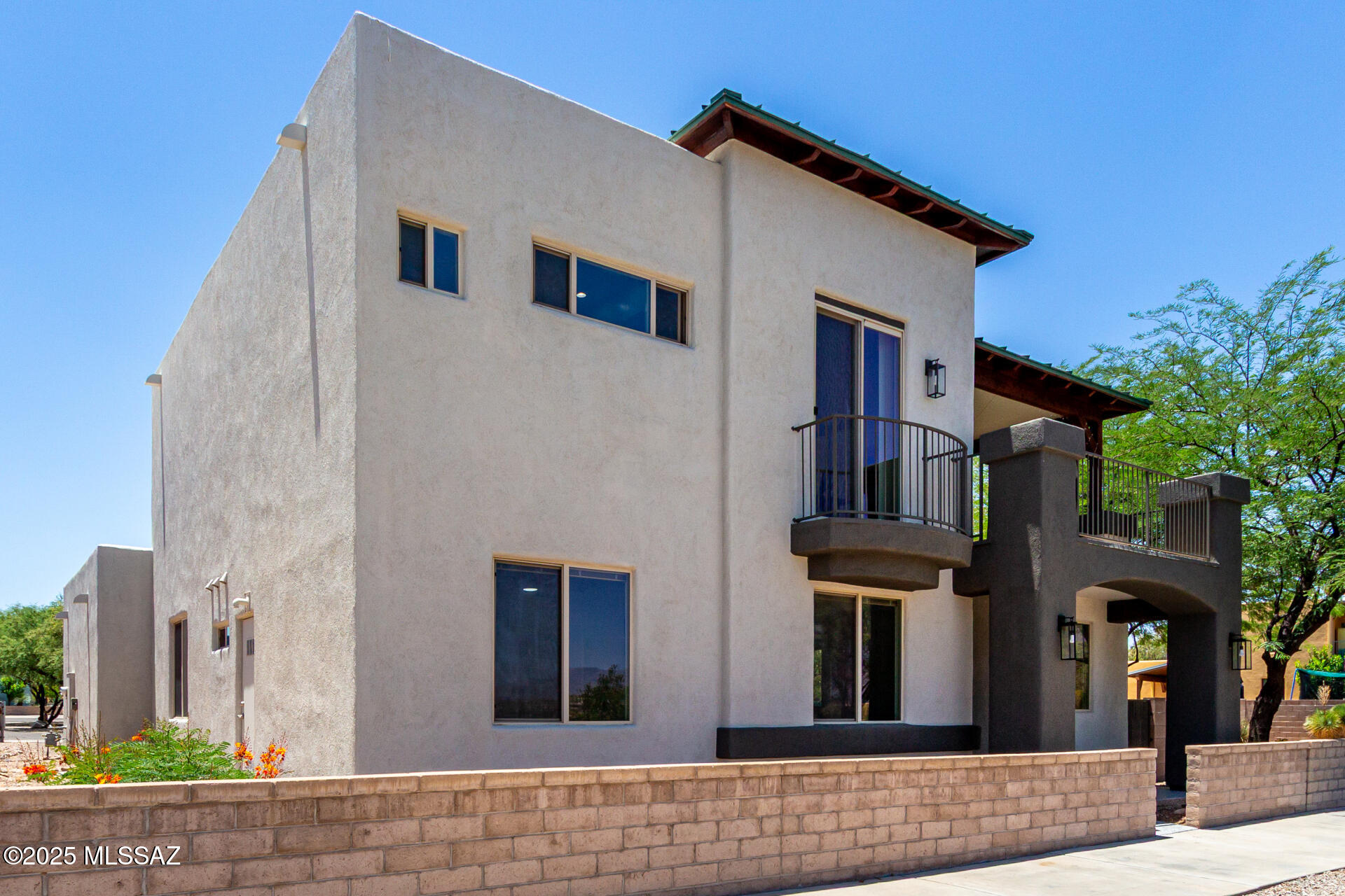 5240 S Nightbloom Way