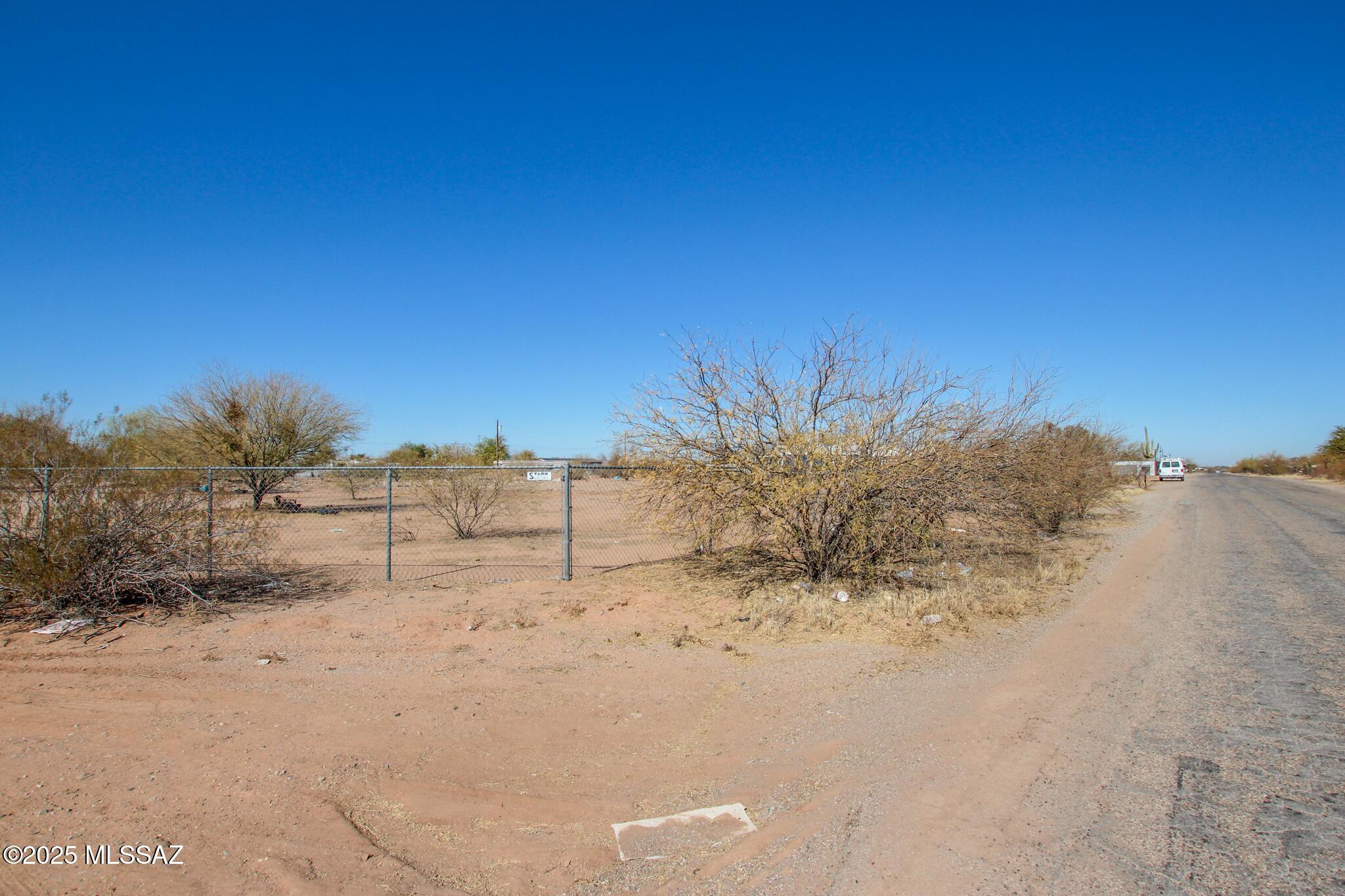 12525 N Flintlock Road 32