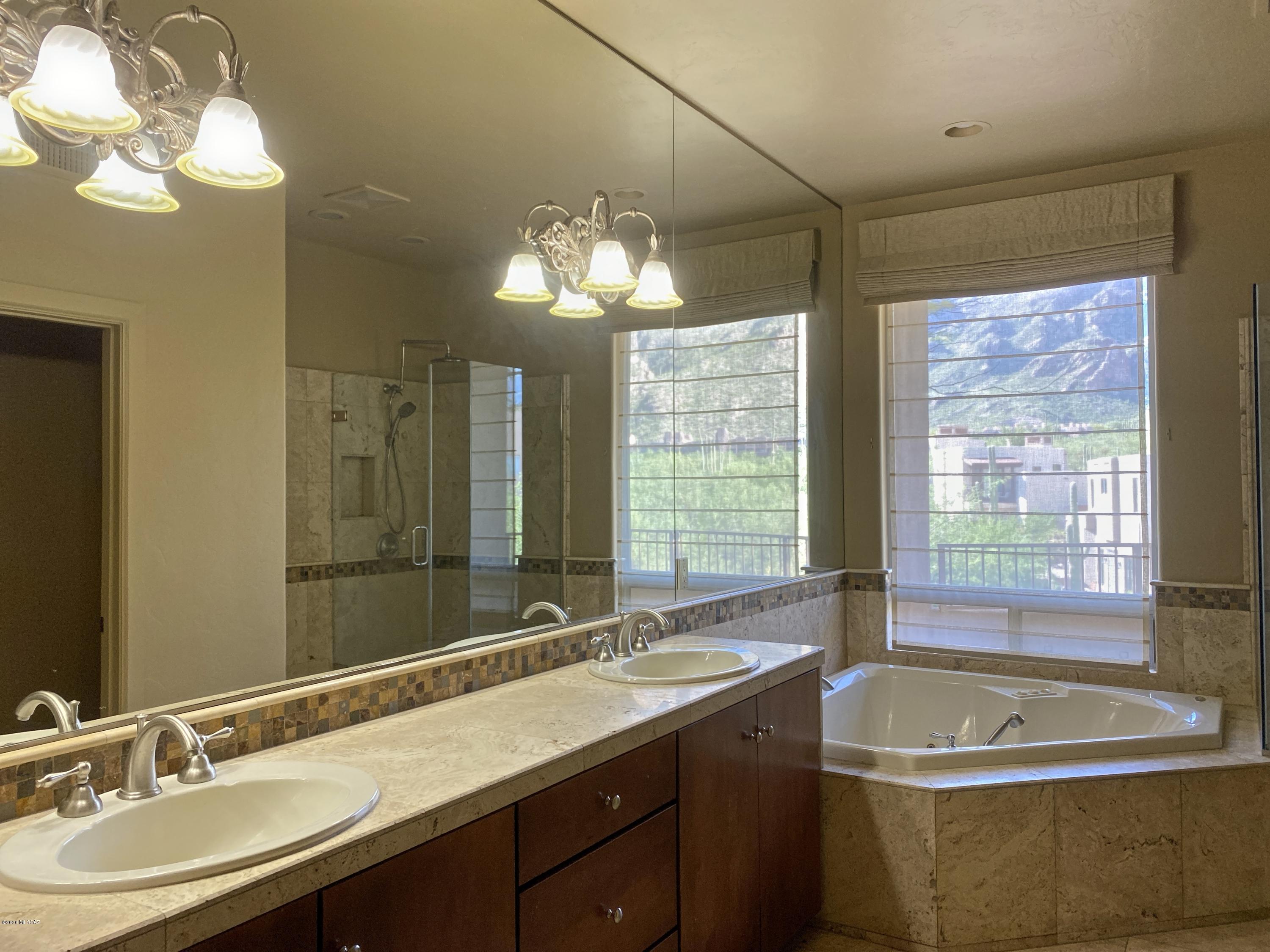 The Ridge At Ventana Canyon (45-63) - Residential