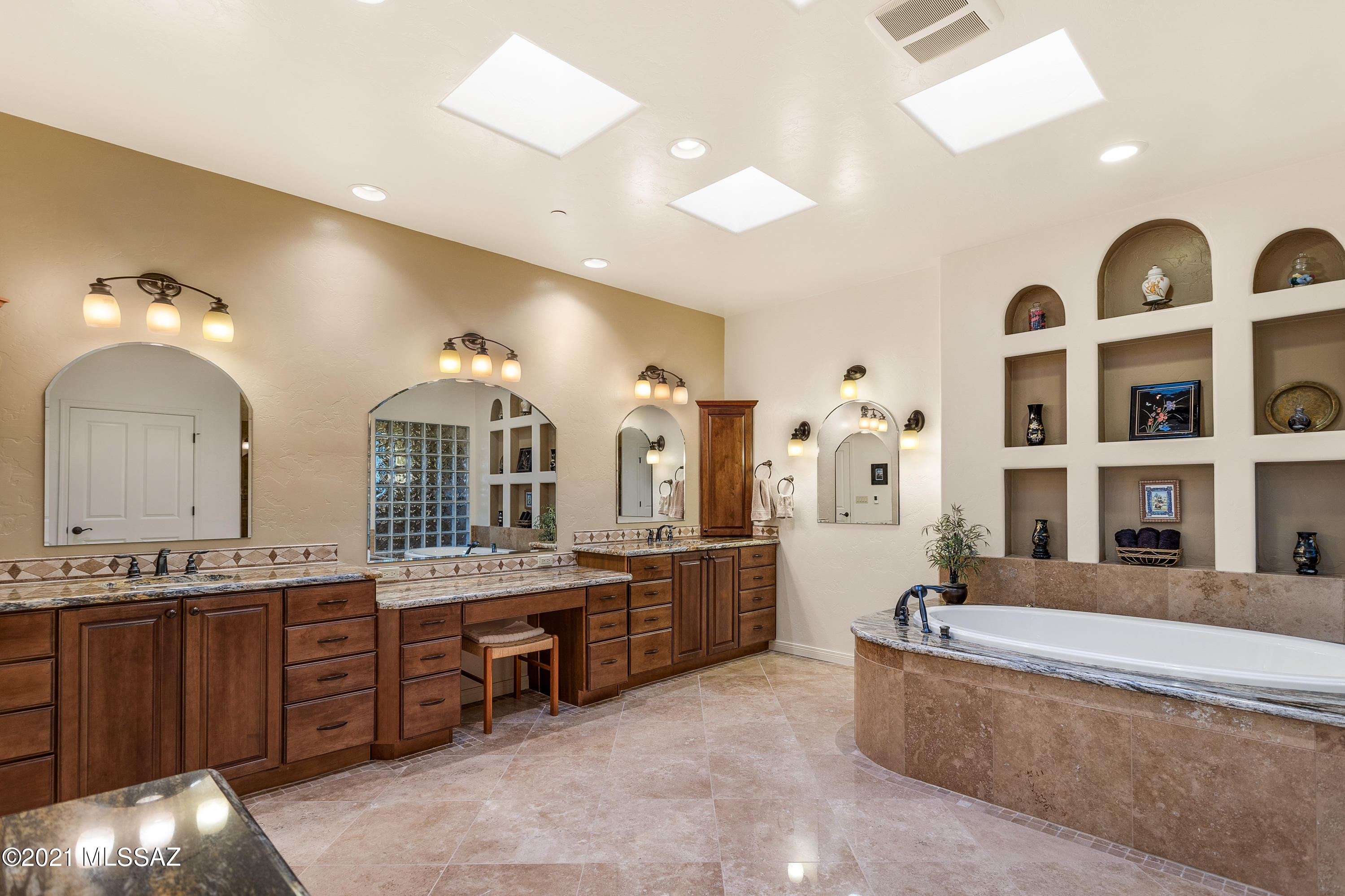 Country Club Estates NO. 1 - Residential