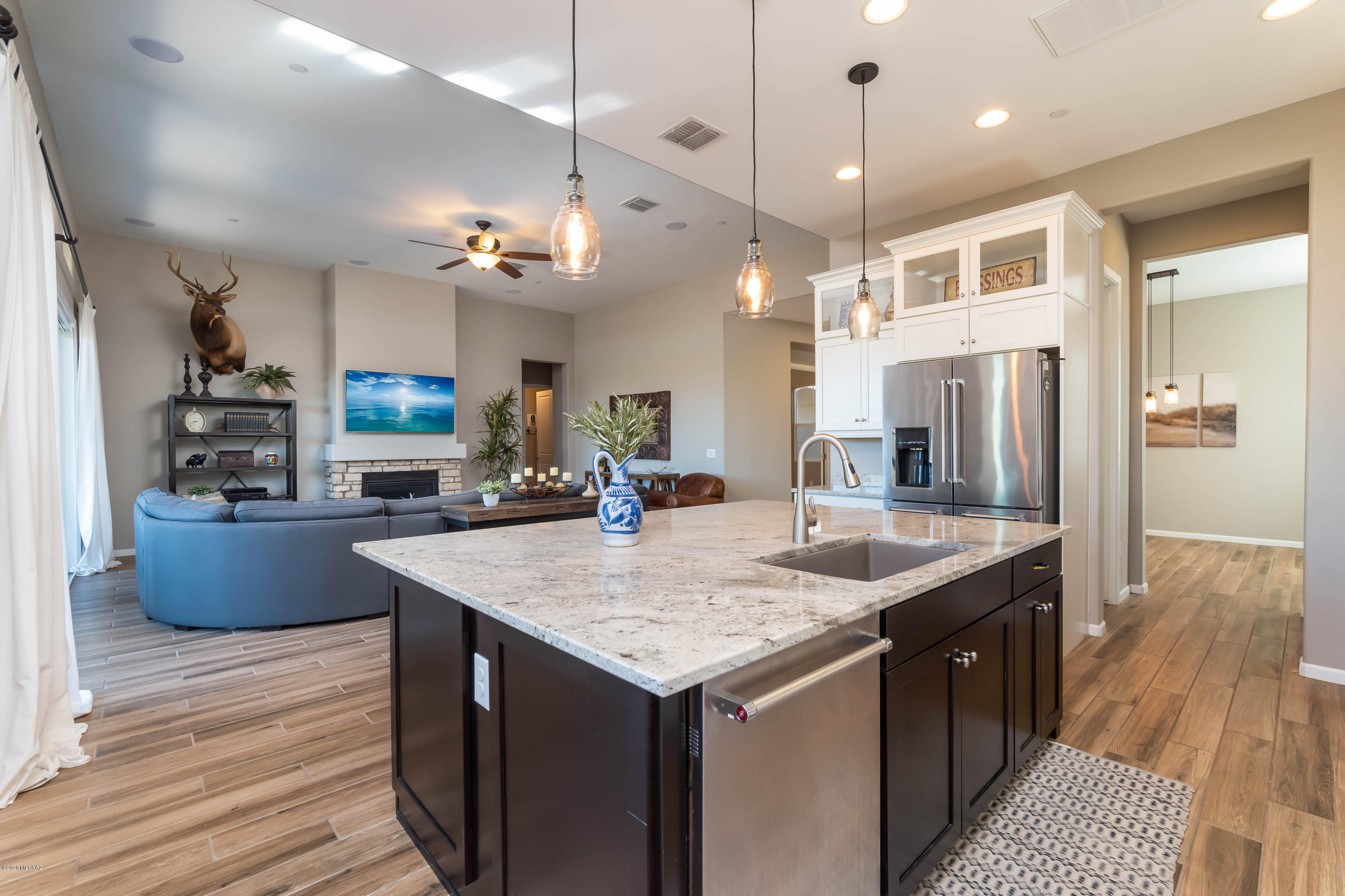 Golden Barrel Place At Dove Mountain SQ20141710079 - Residential