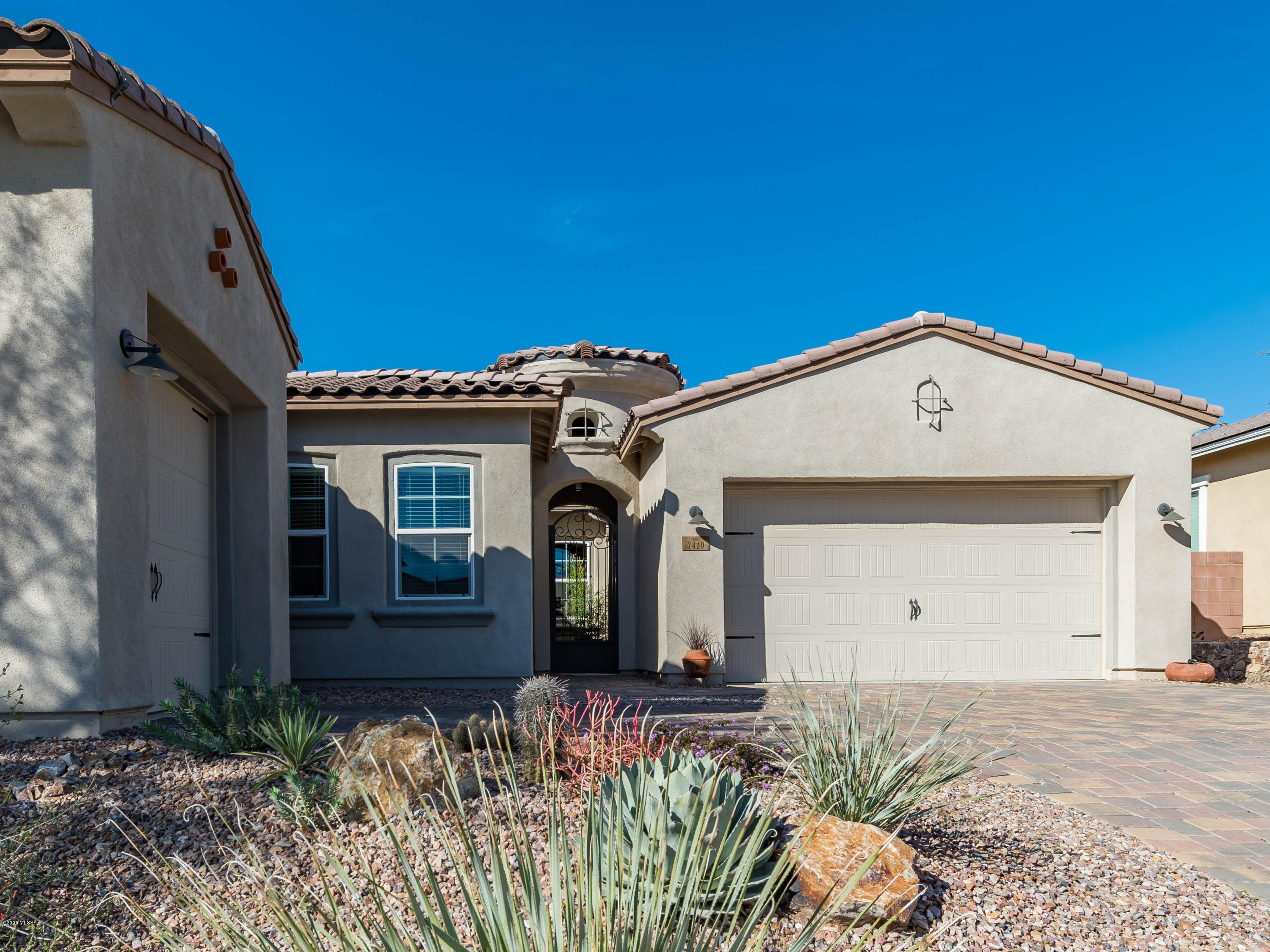 Golden Barrel Place At Dove Mountain SQ20141710079 - Residential