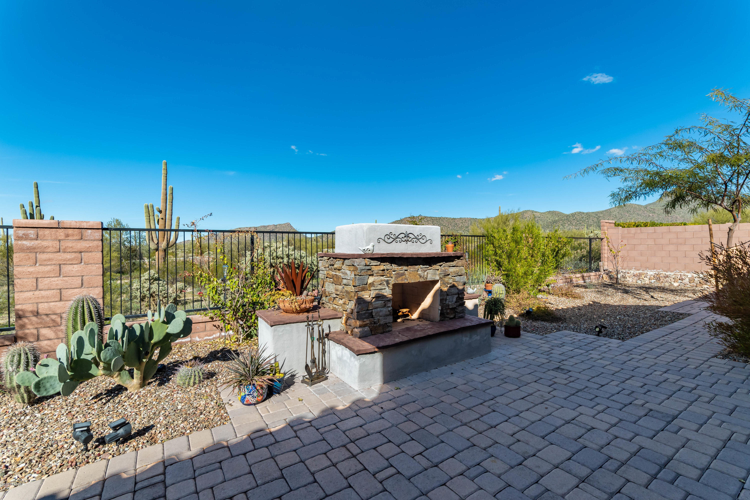 Golden Barrel Place At Dove Mountain SQ20141710079 - Residential