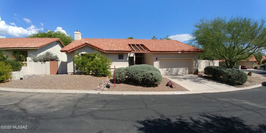 Beautiful move in ready 3 bedroom 2 bath home in Sunrise Meadows, located just minutes (half a mile approx) from Sabino Canyon. Great open floor plan, kitchen opens up into the family room with fireplace on one end and into the great room from the other side of the kitchen. Vaulted ceilings in the great room, master bath has dual sinks. Community pool and spa. Close to grocery store, restaurants and more.
