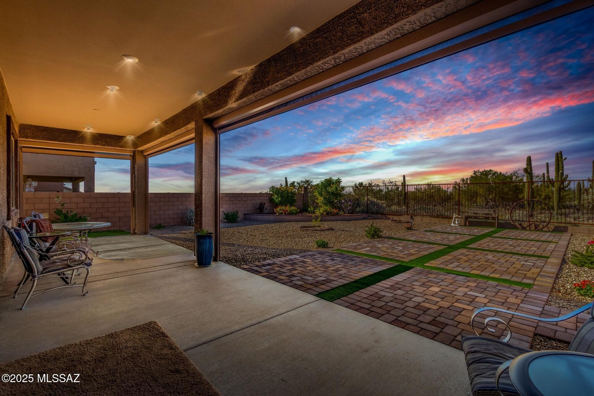 10731 N Cactus Point Drive