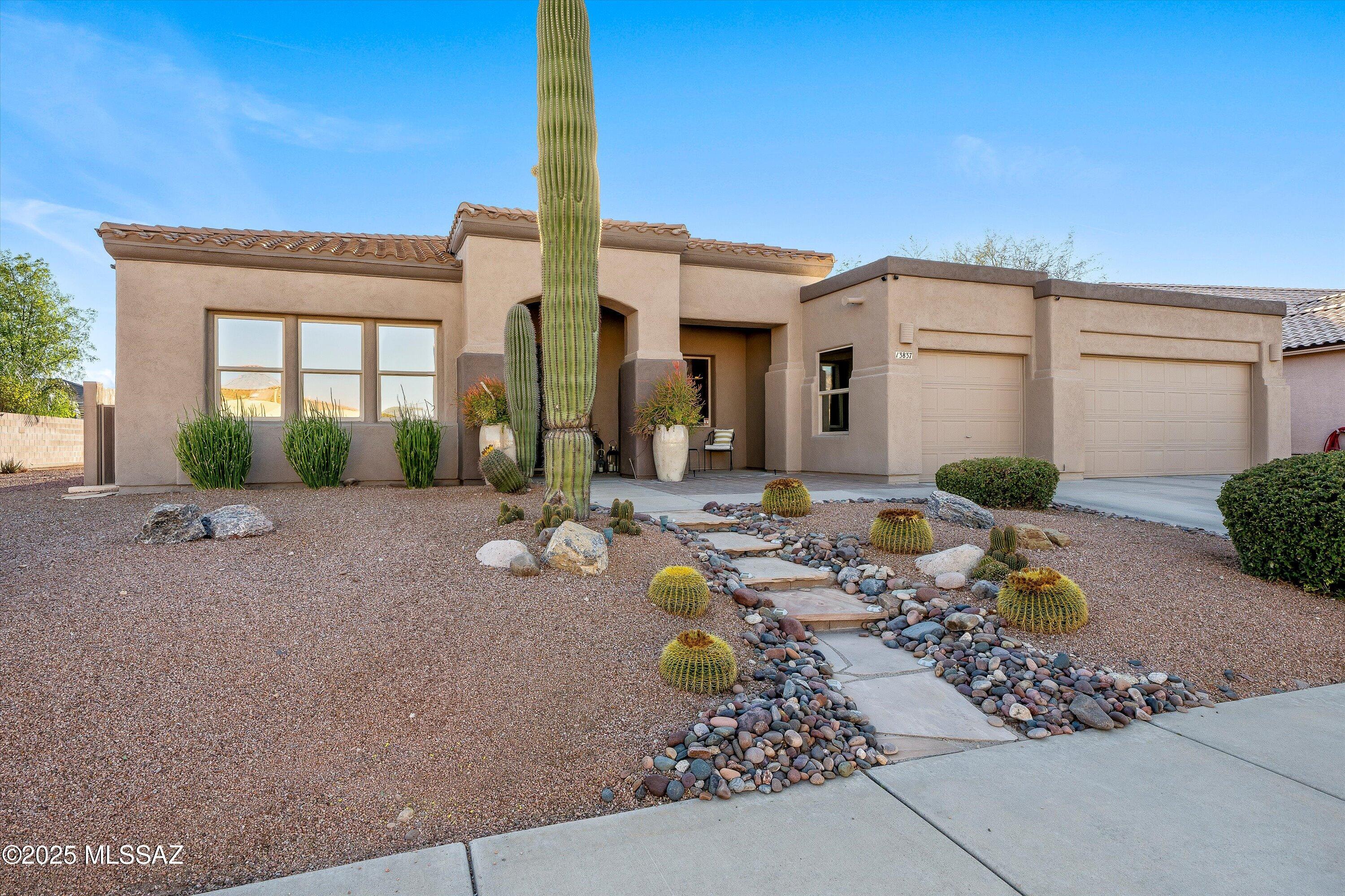 13837 N Silvercreek Place