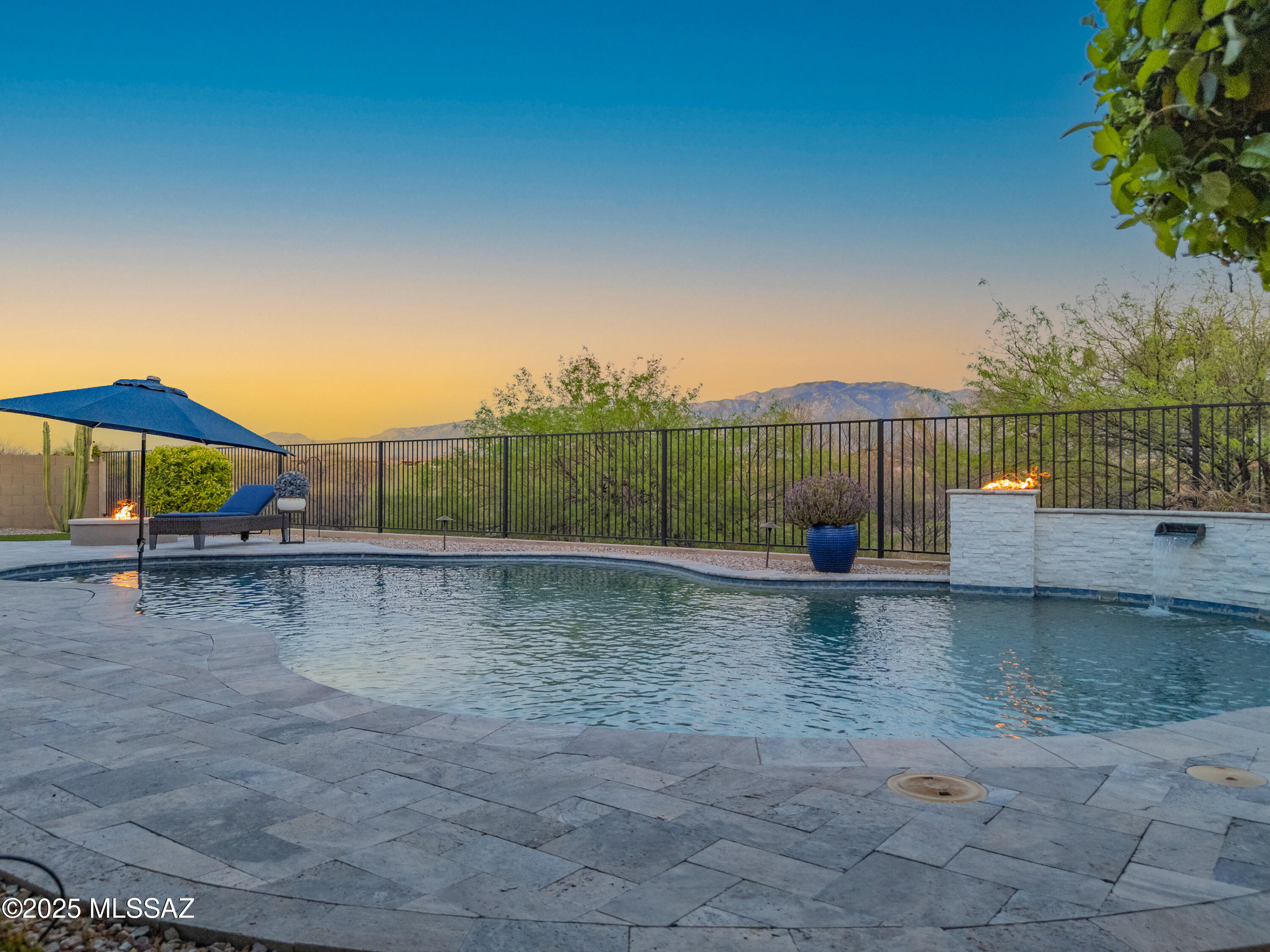 13504 N Silver Cassia Place