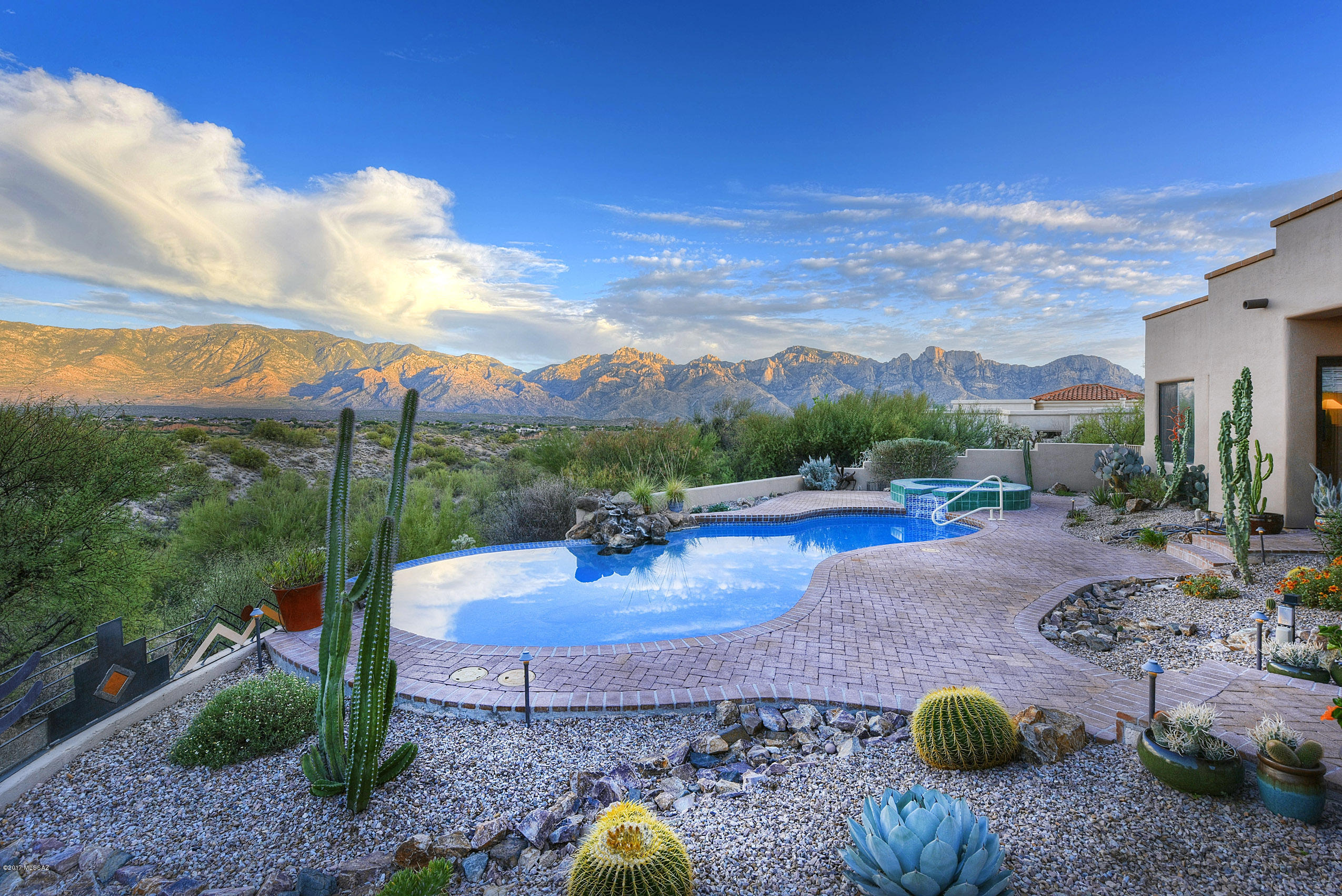High Mesa (The Estates At) - Residential