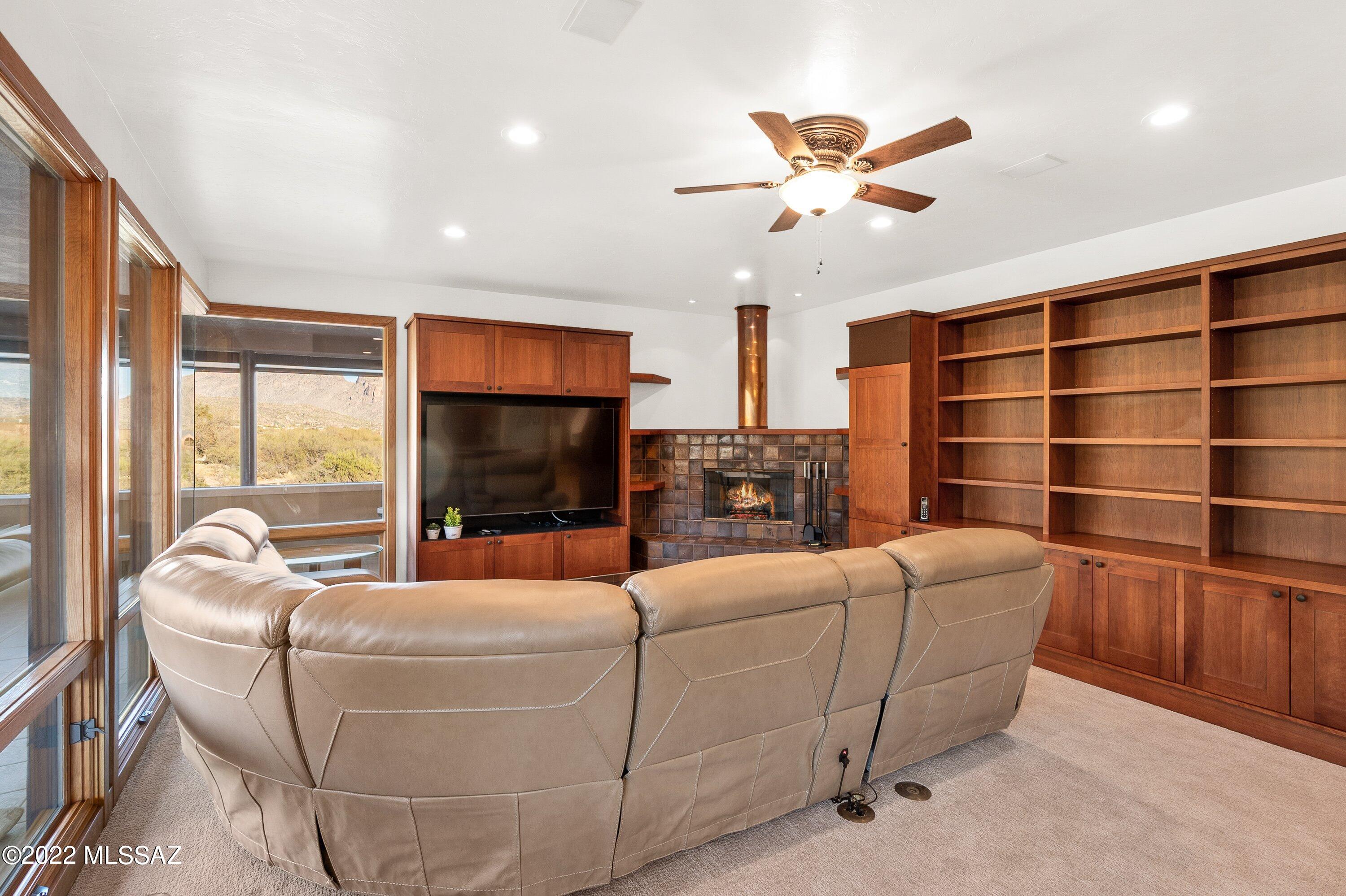 Whaleback Ridge Estates at Ventana Canyon (1-30) - Residential
