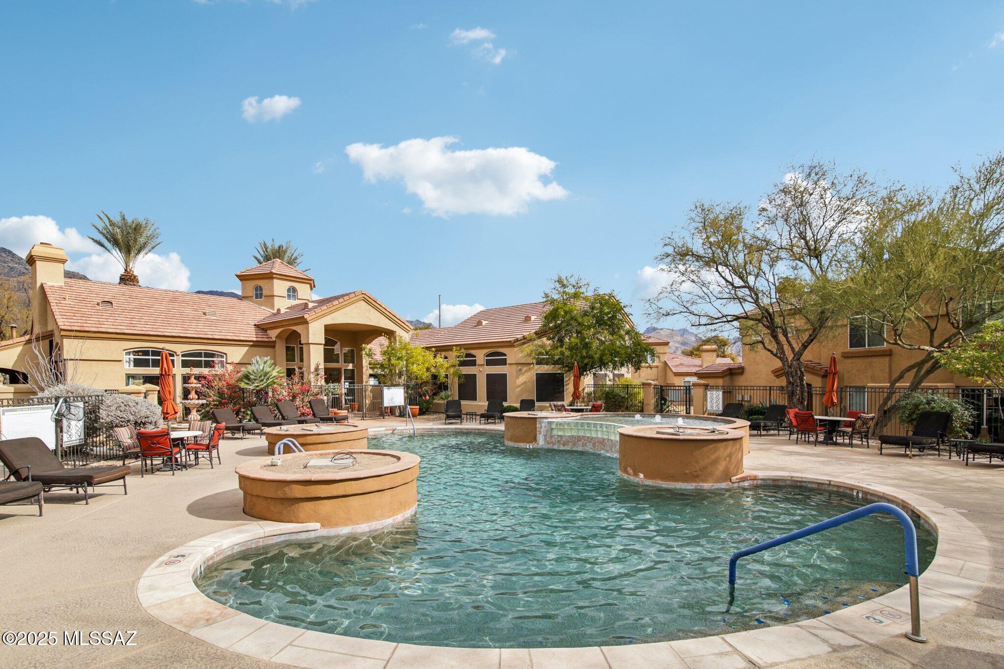 7050 E Sunrise Drive 8106