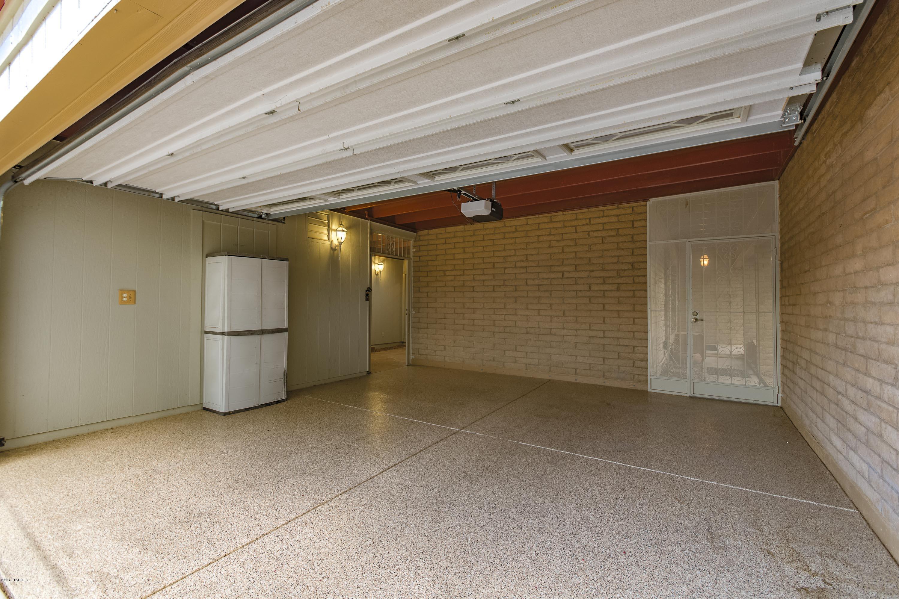 Casas Adobes West (1-220) - Residential