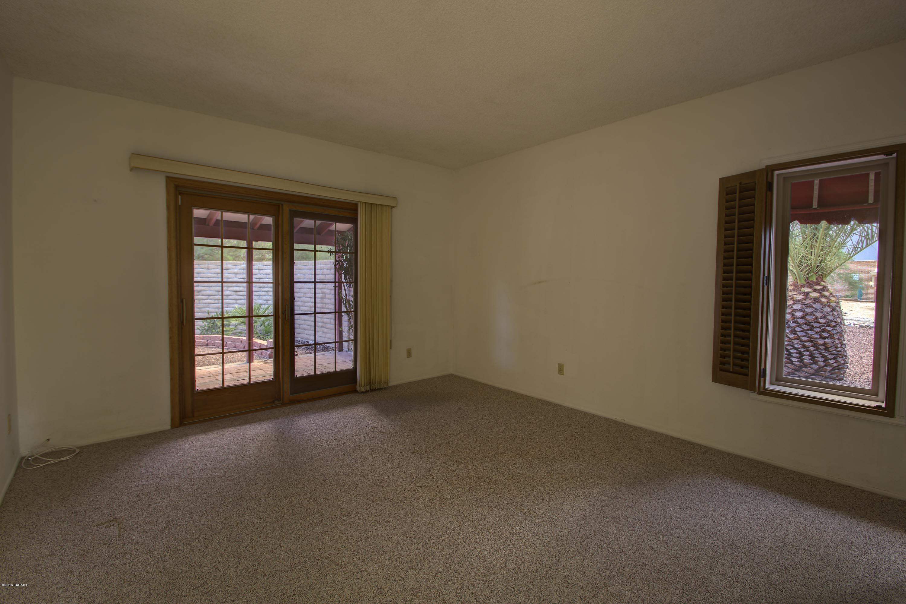 Casas Adobes West (1-220) - Residential