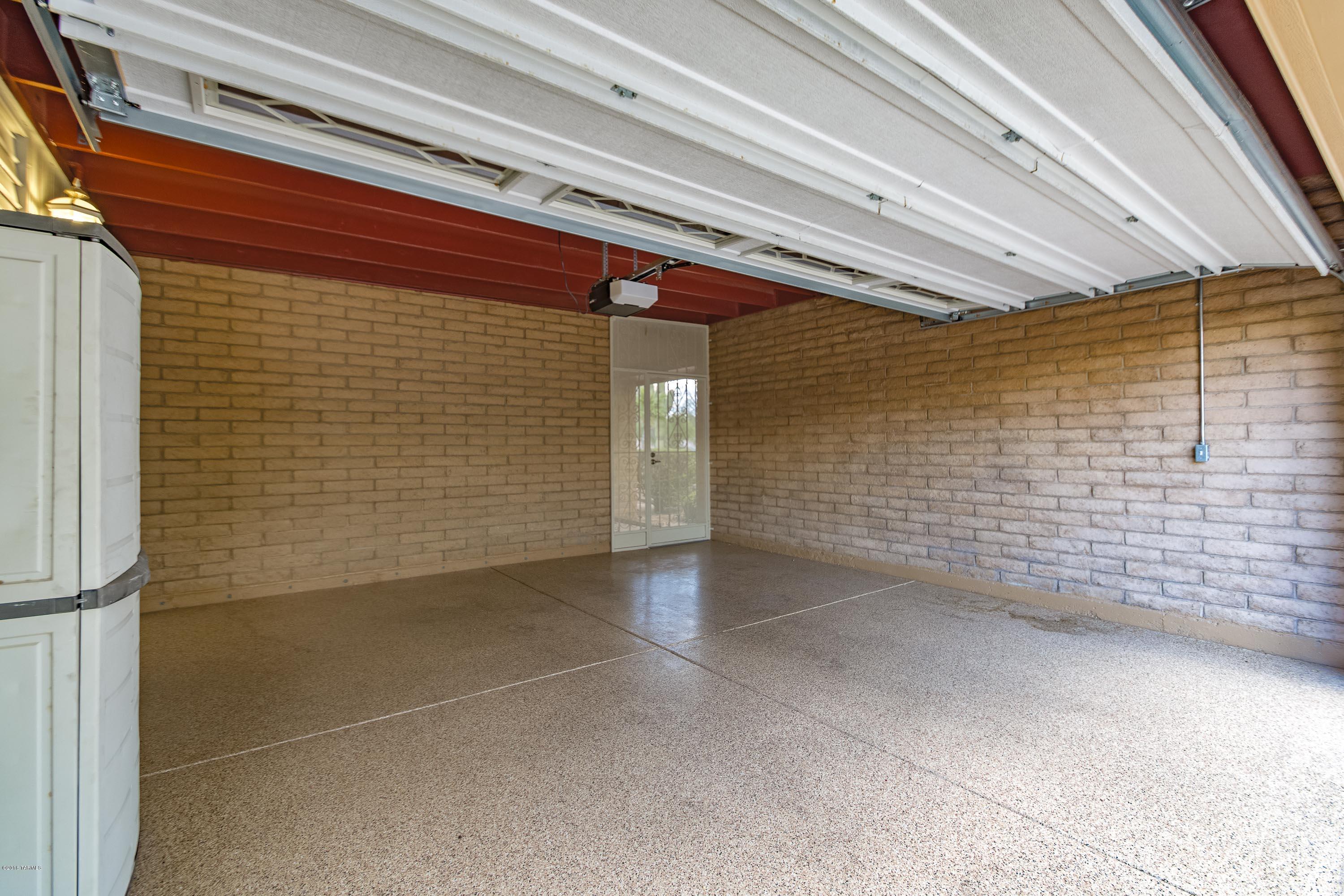 Casas Adobes West (1-220) - Residential