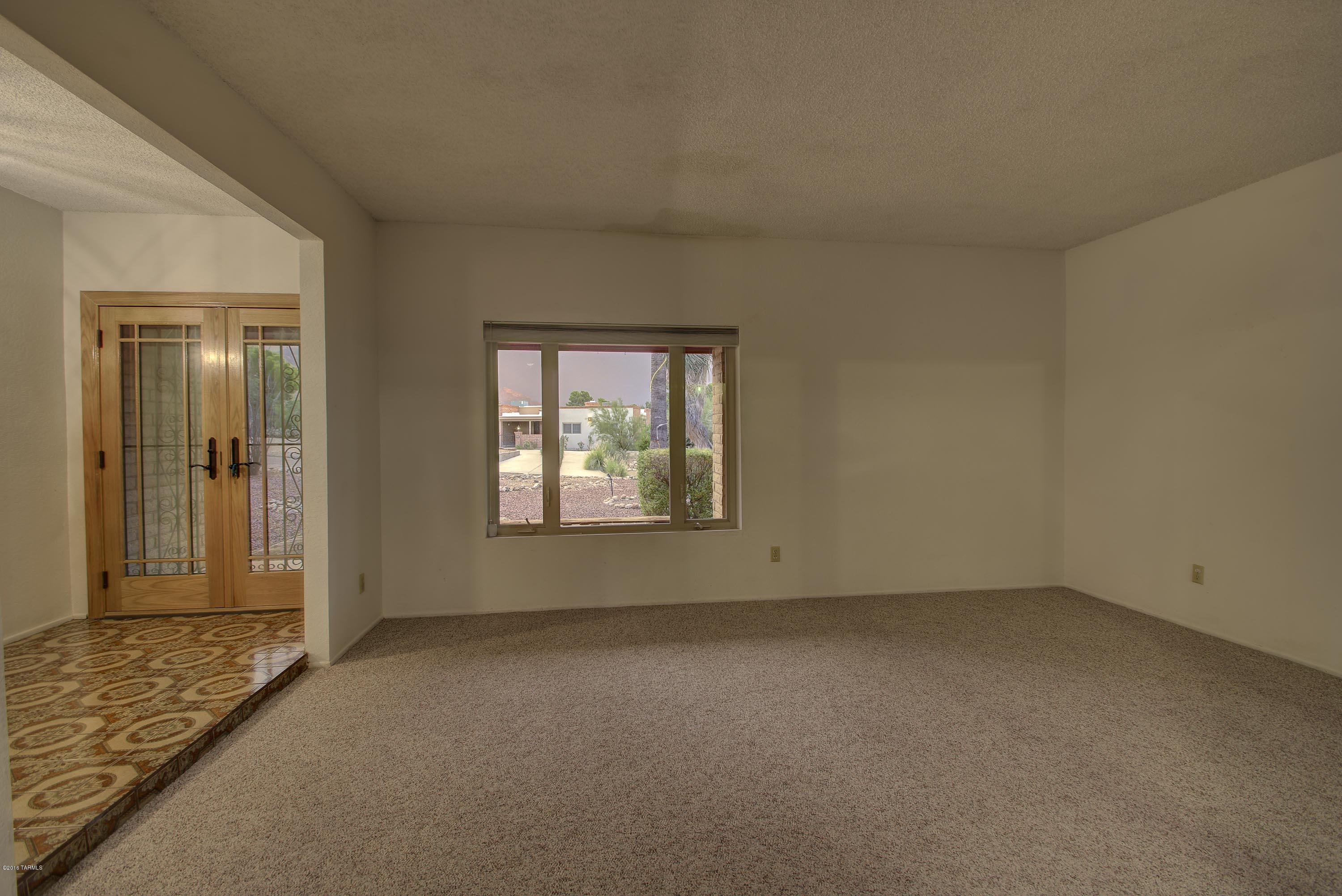 Casas Adobes West (1-220) - Residential