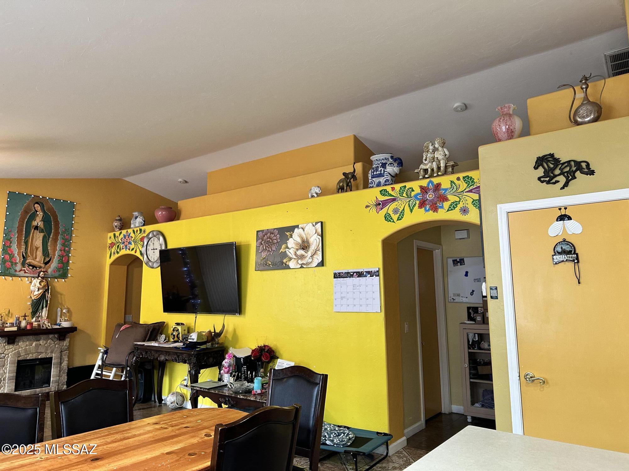 4641 S Paseo Rio Bravo