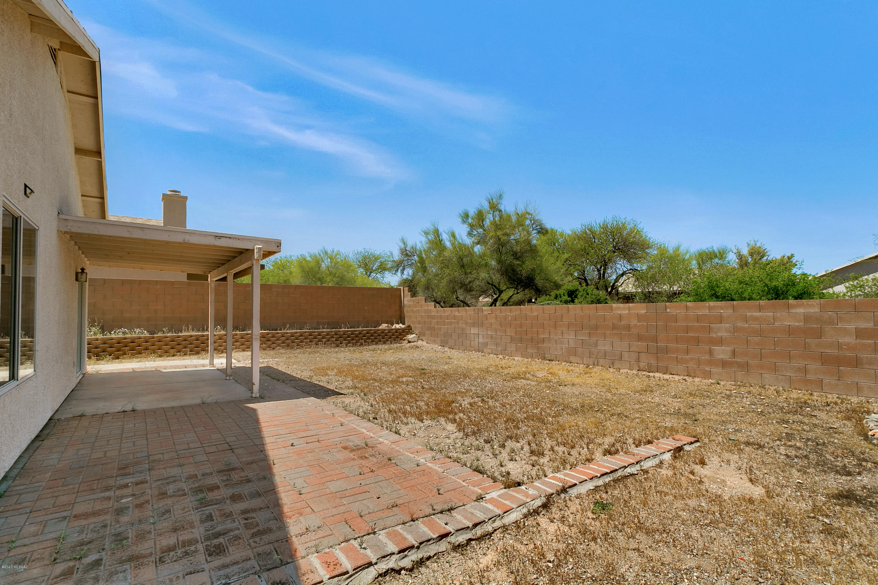 Campana De Plata (1-77) - Residential
