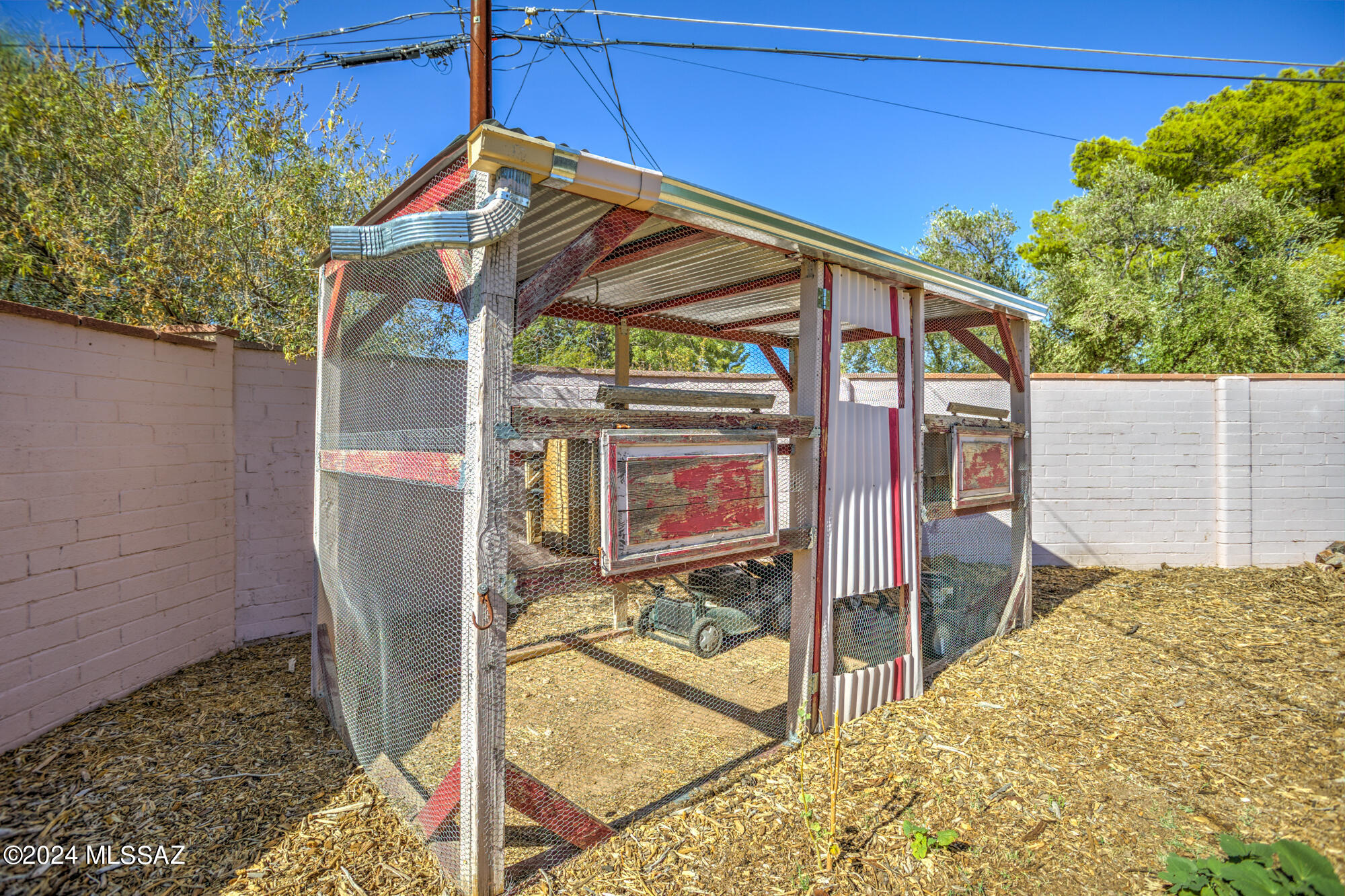 Crest View - Residential