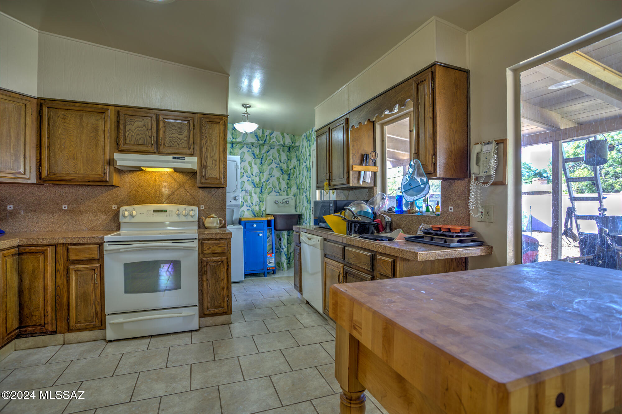 Crest View - Residential