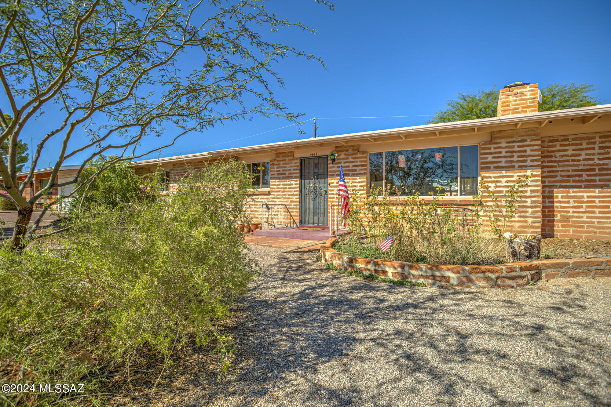 Crest View - Residential