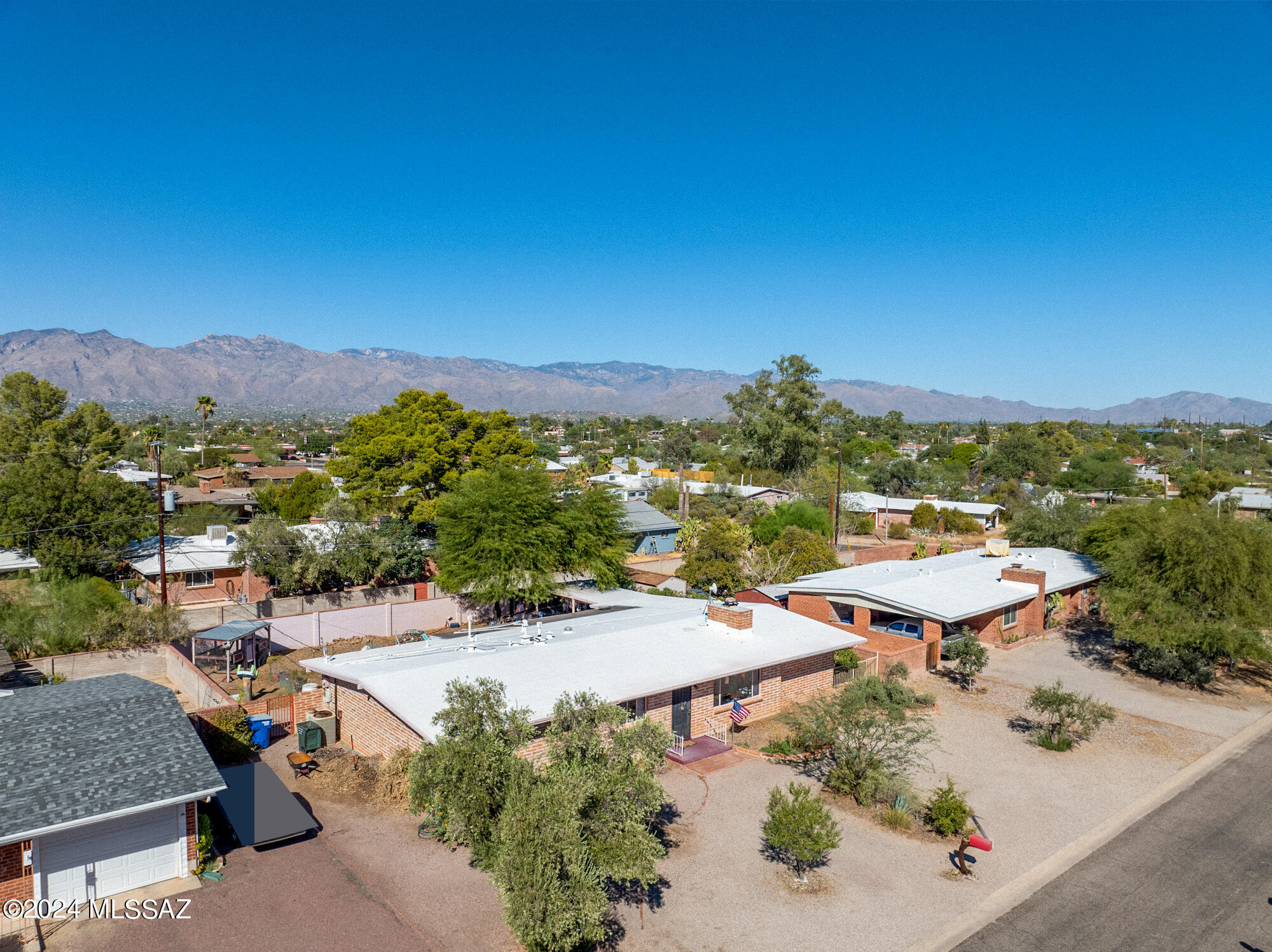 Crest View - Residential