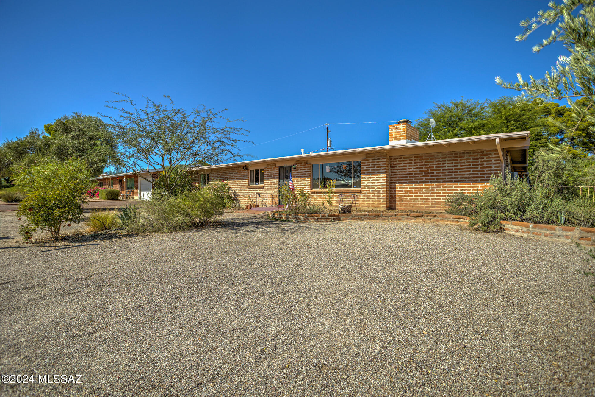 Crest View - Residential