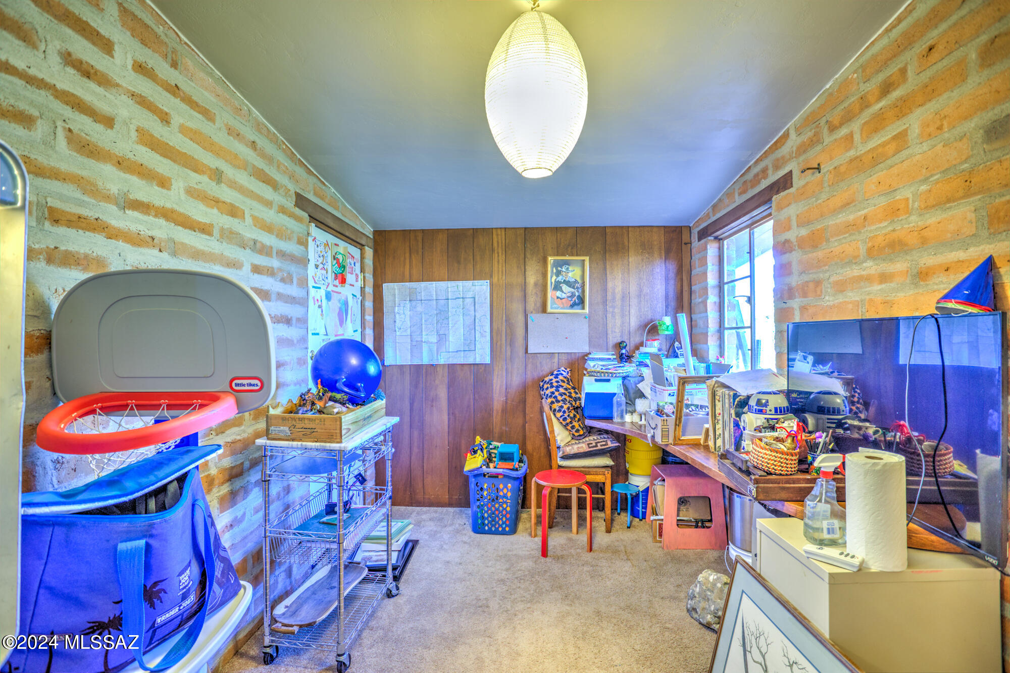 Crest View - Residential