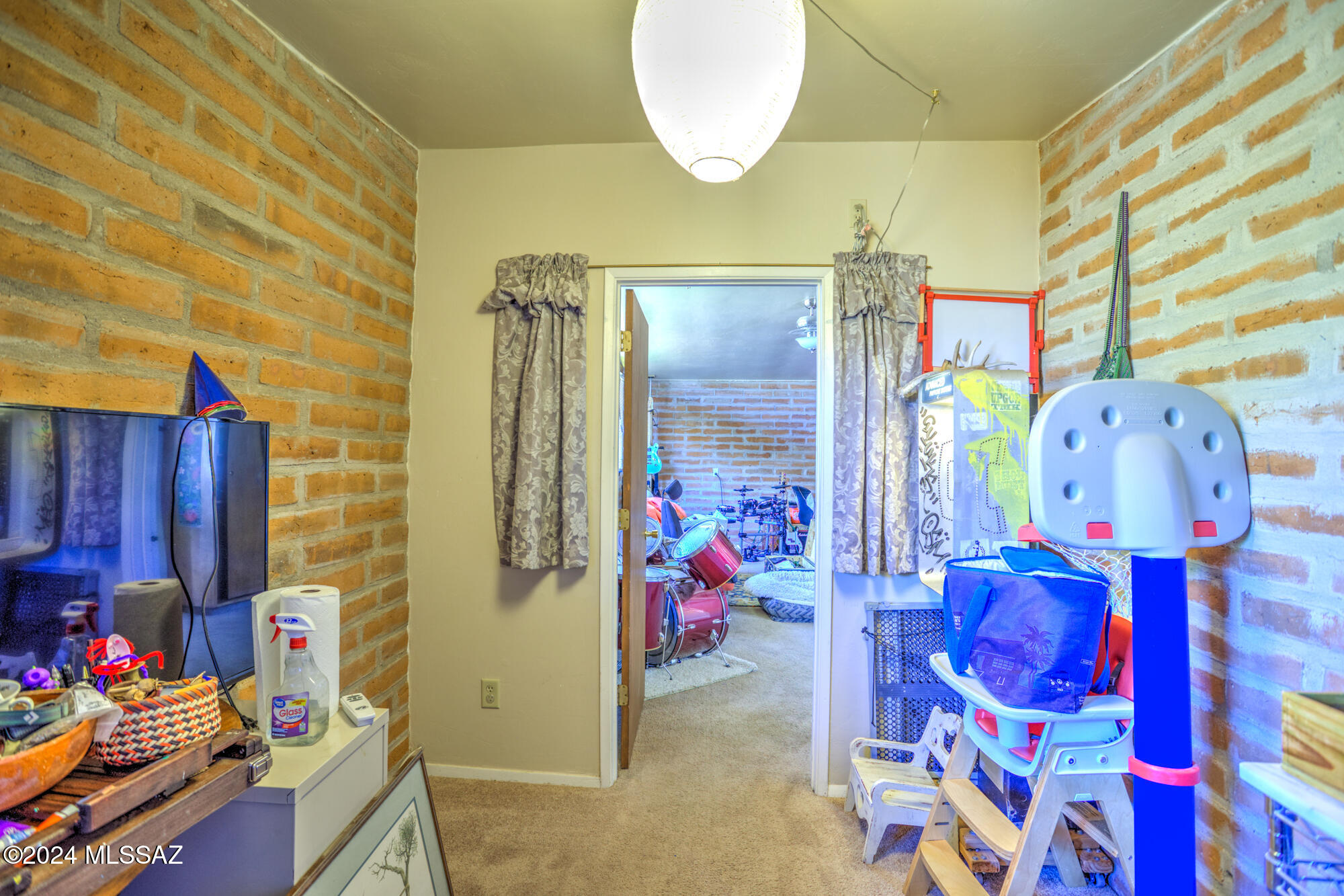 Crest View - Residential