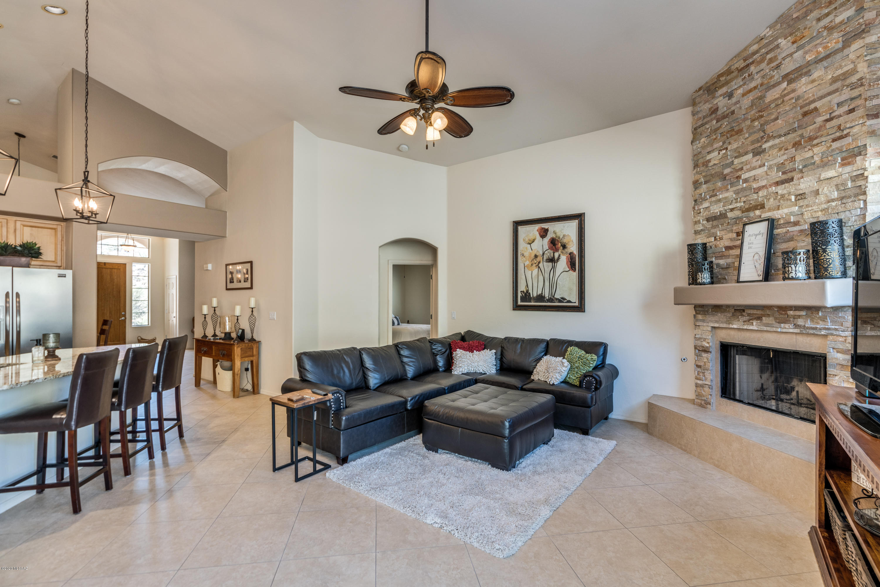 Sabino Mountain (1-290) - Residential