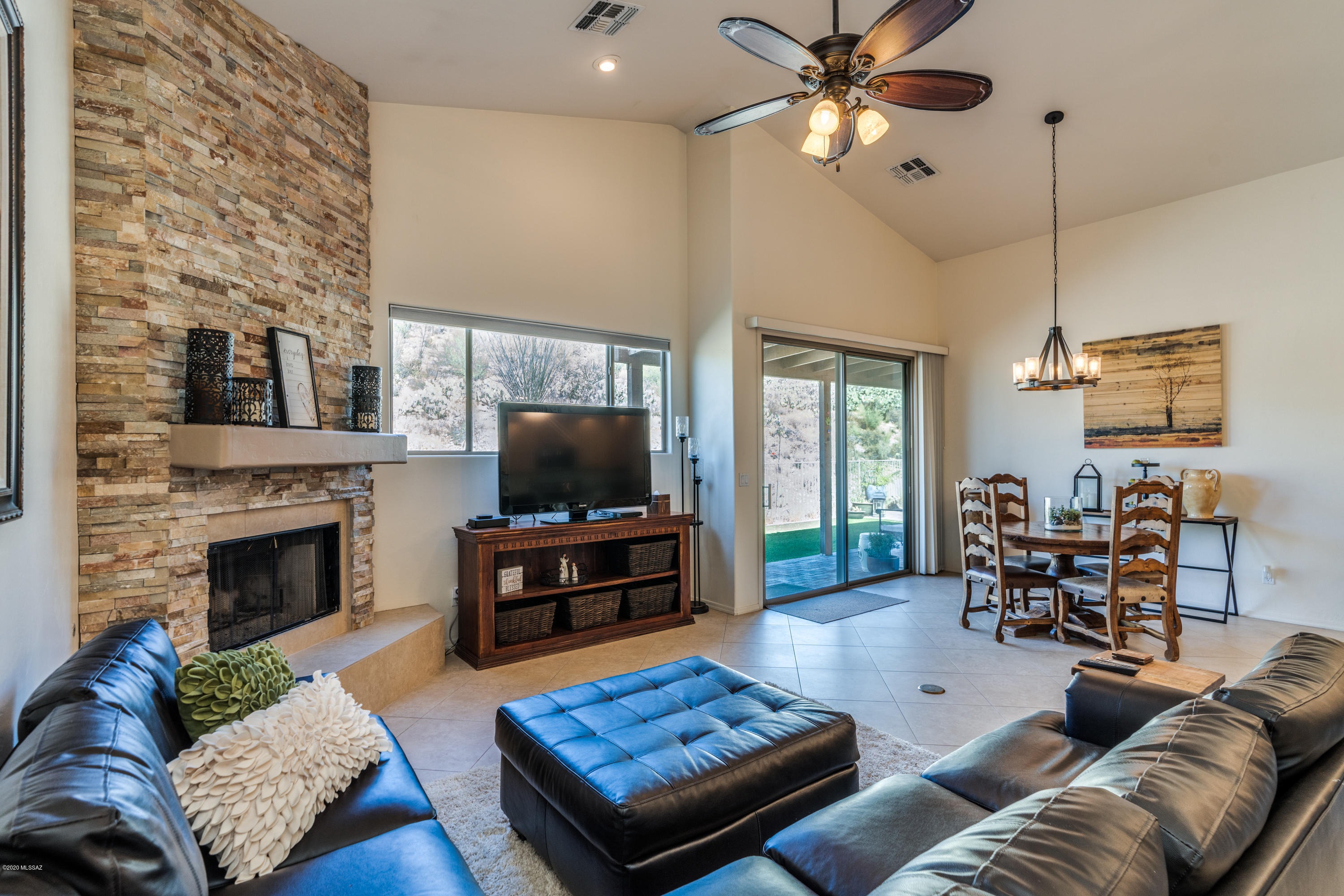 Sabino Mountain (1-290) - Residential