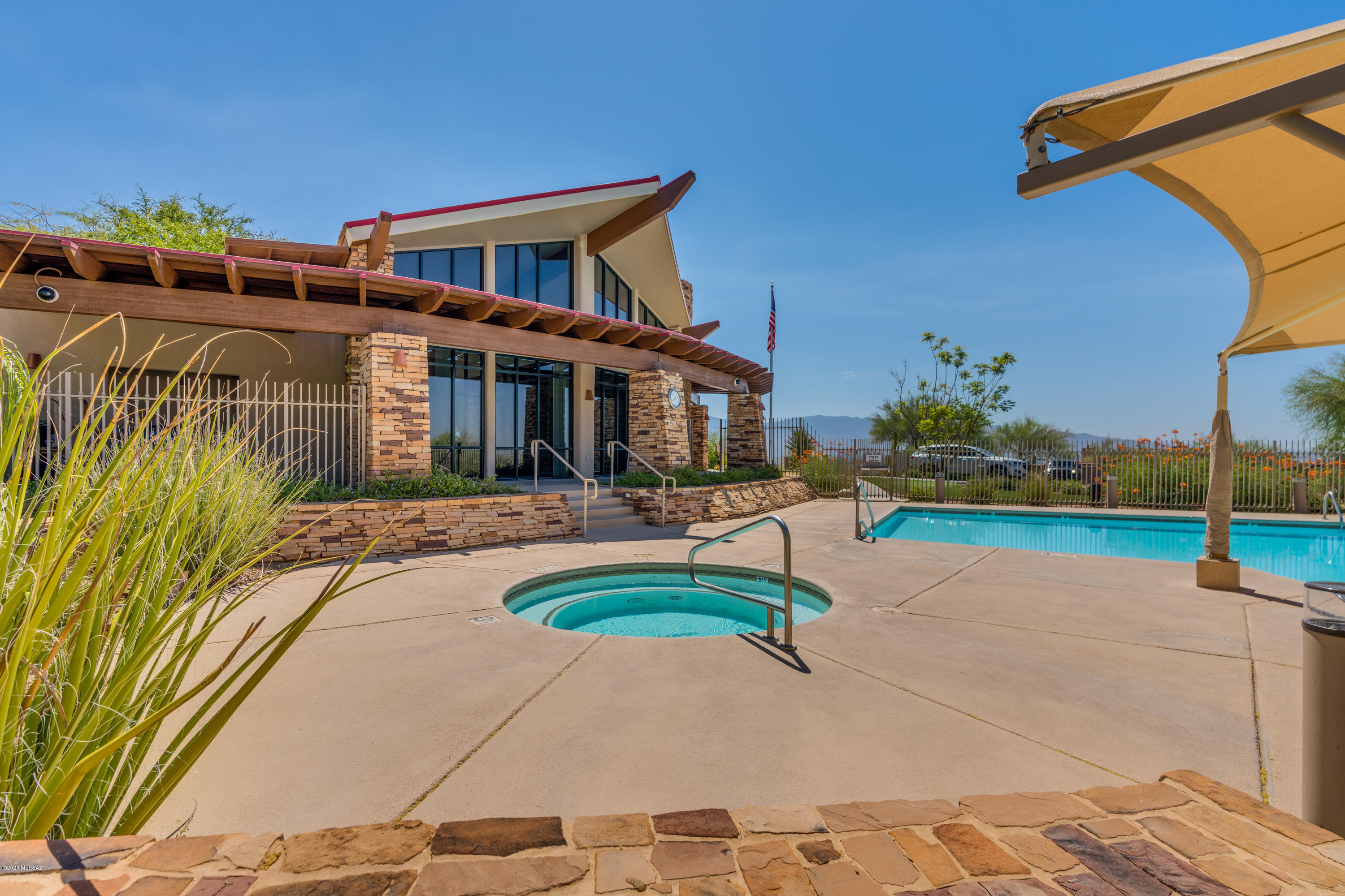 Sabino Mountain (1-290) - Residential