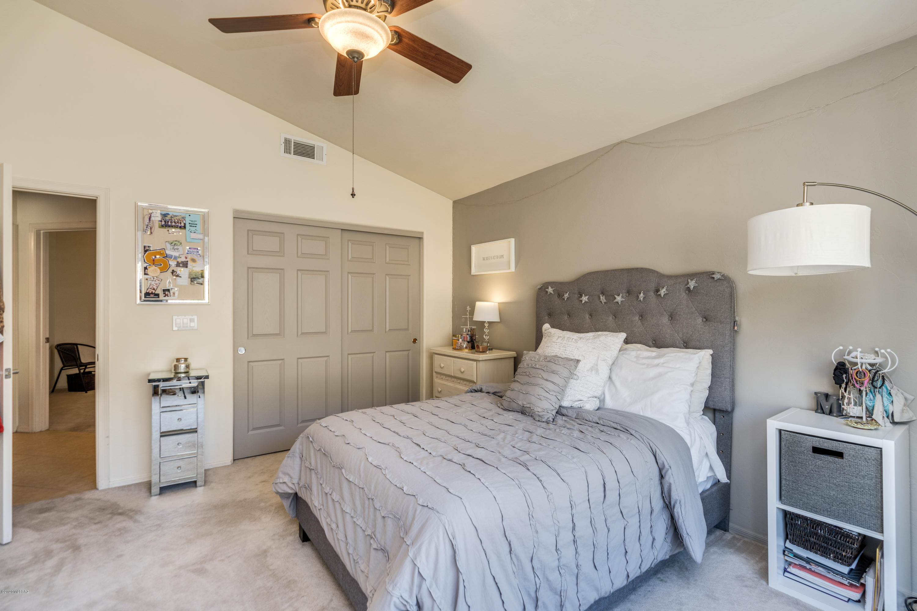 Sabino Mountain (1-290) - Residential
