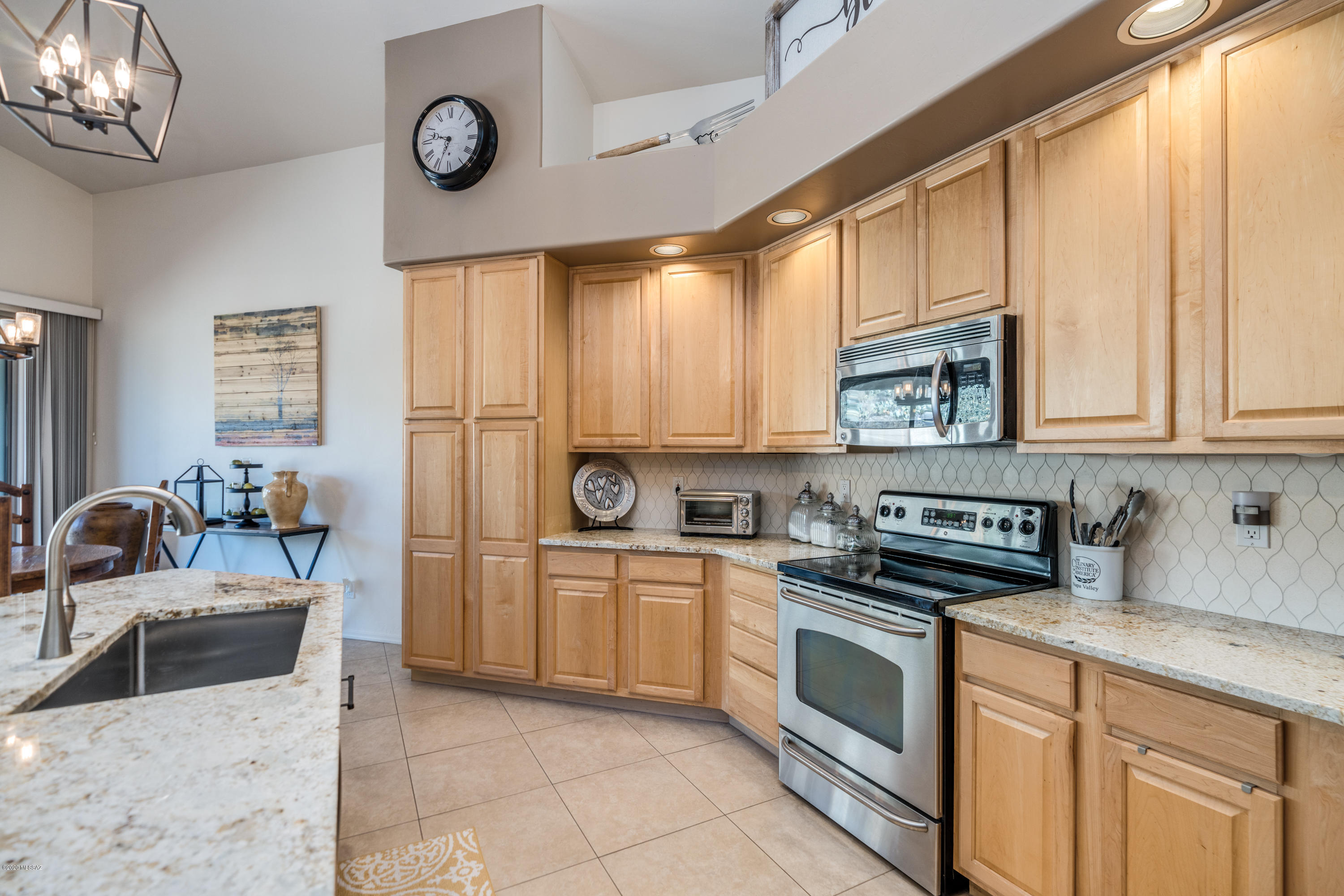 Sabino Mountain (1-290) - Residential