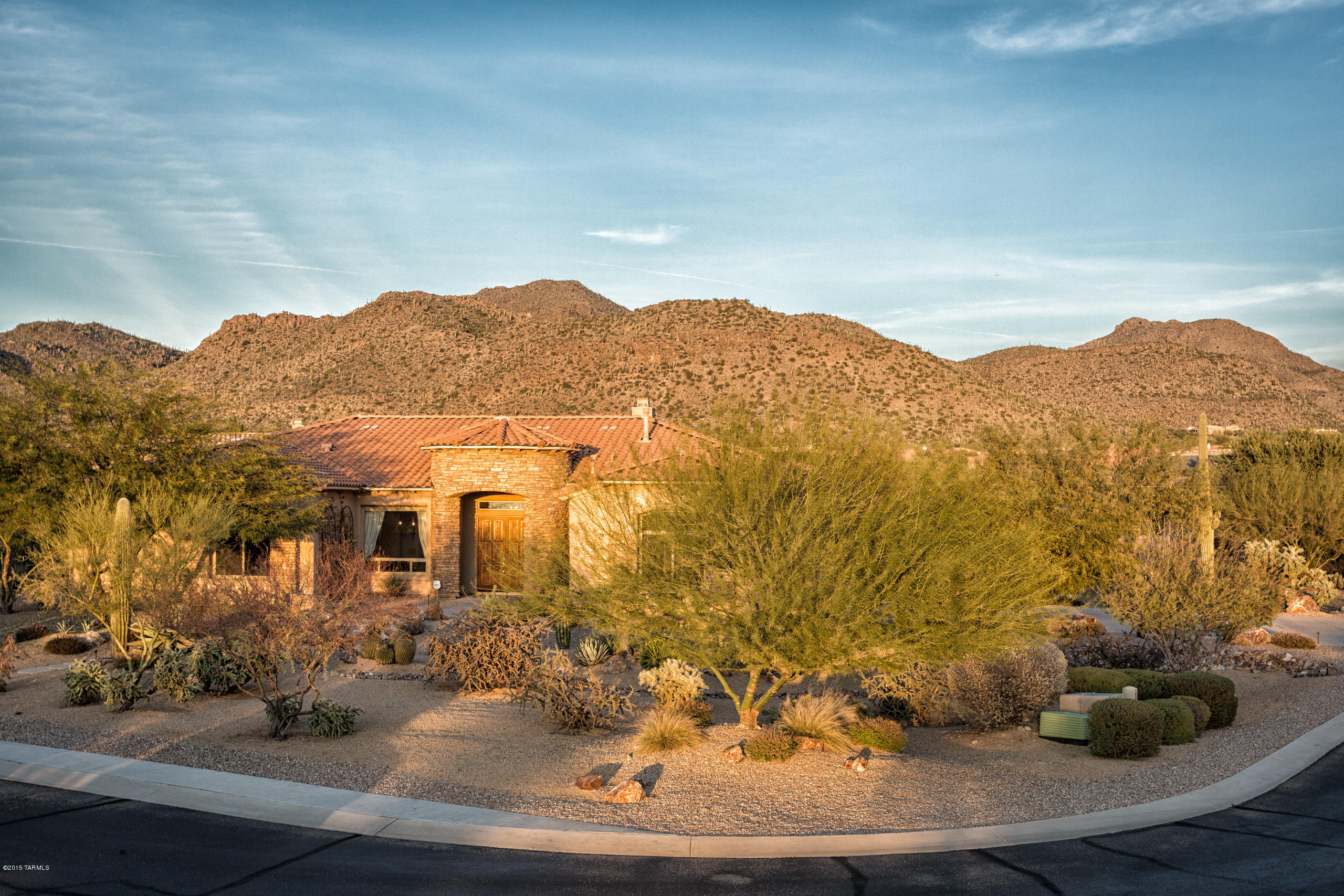Dos Lagos at Dove Mountain (1-91) - Residential