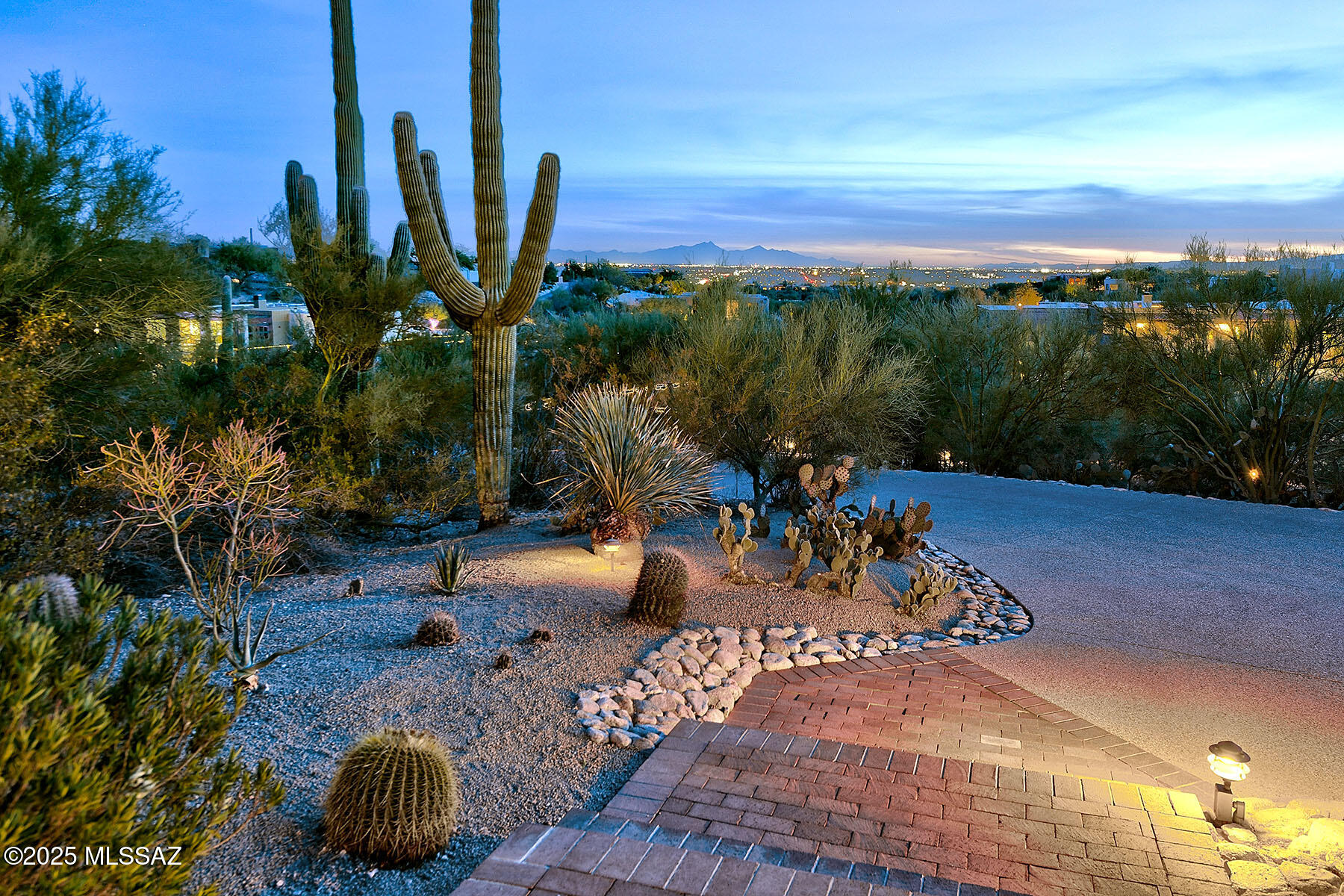 Catalina Foothills Est. NO. 10 (73-90, 119, 121, 123, 127-146) - Residential