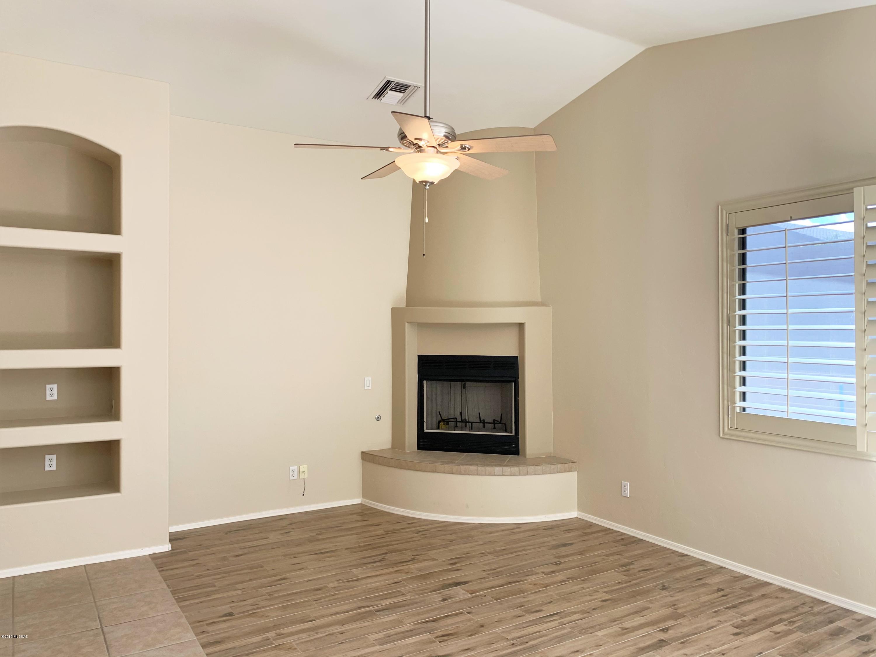 Colonia De Los Alamos (BK1-45) - Residential