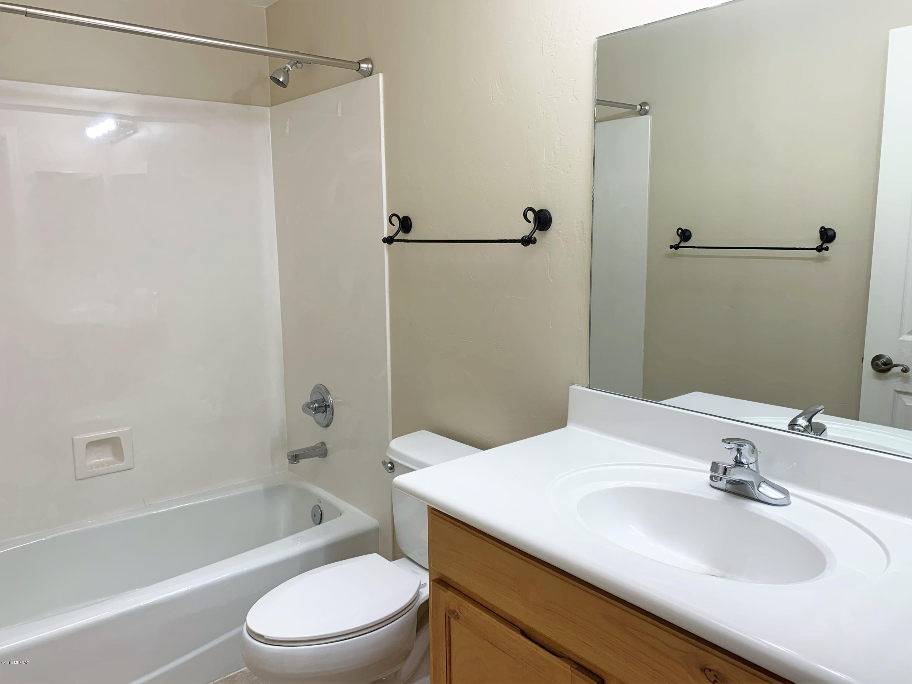 Colonia De Los Alamos (BK1-45) - Residential